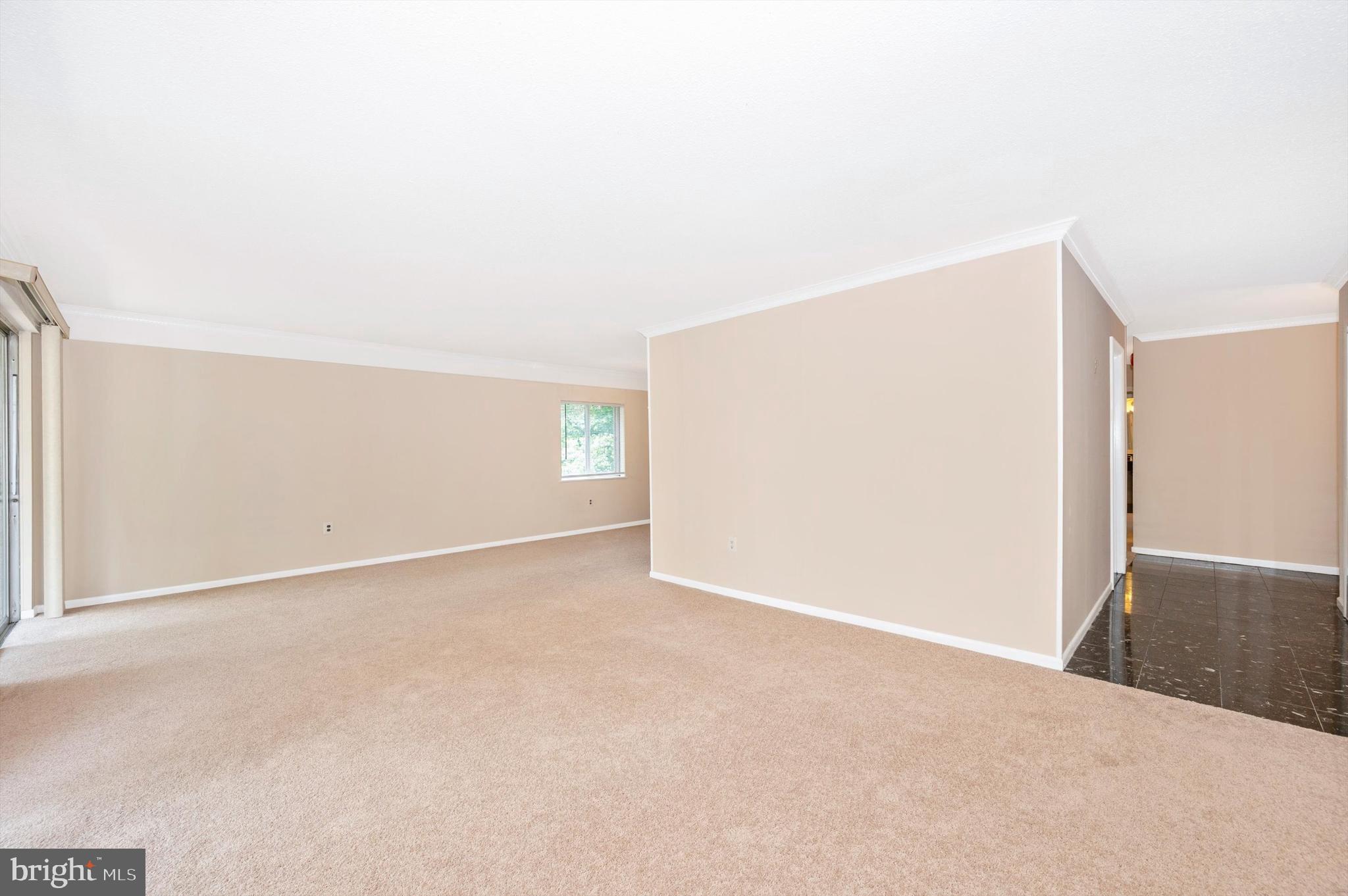 LAKESIDE TERRACE - Residential