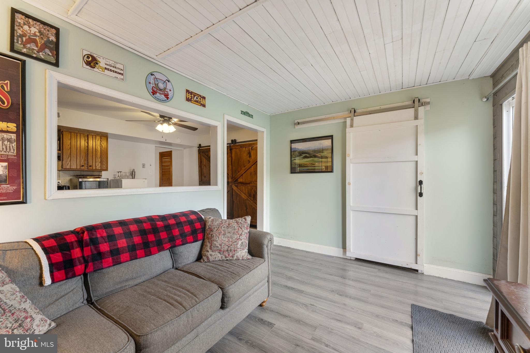 CEDAR GROVE ESTS - Residential