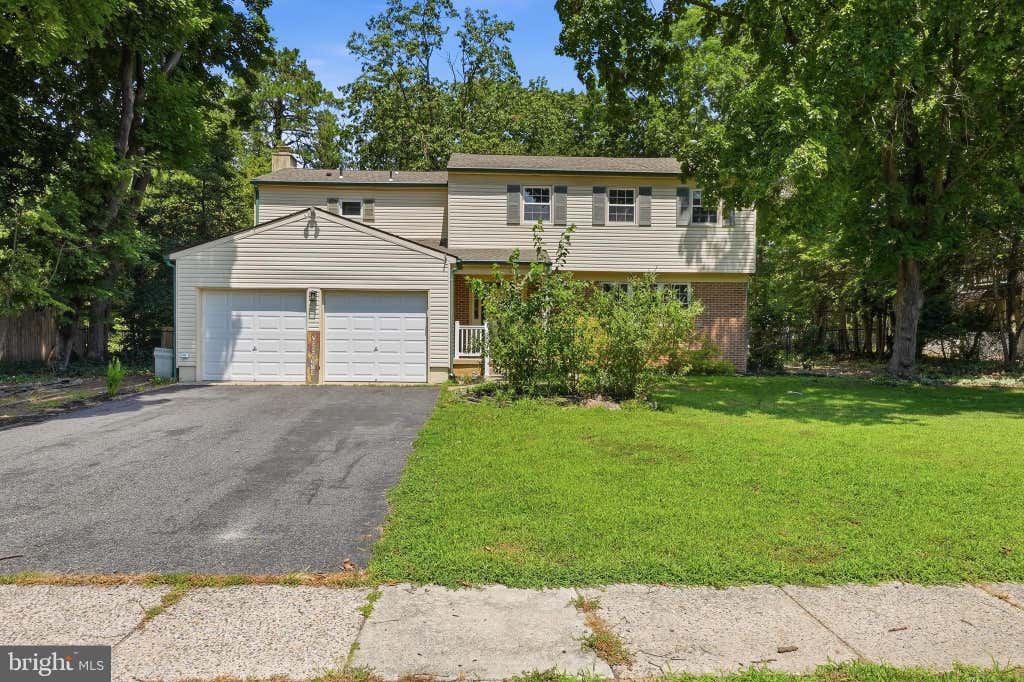 Photo of 17 Briarwood Drive, VOORHEES, NJ 08043 (MLS # NJCD2122716)