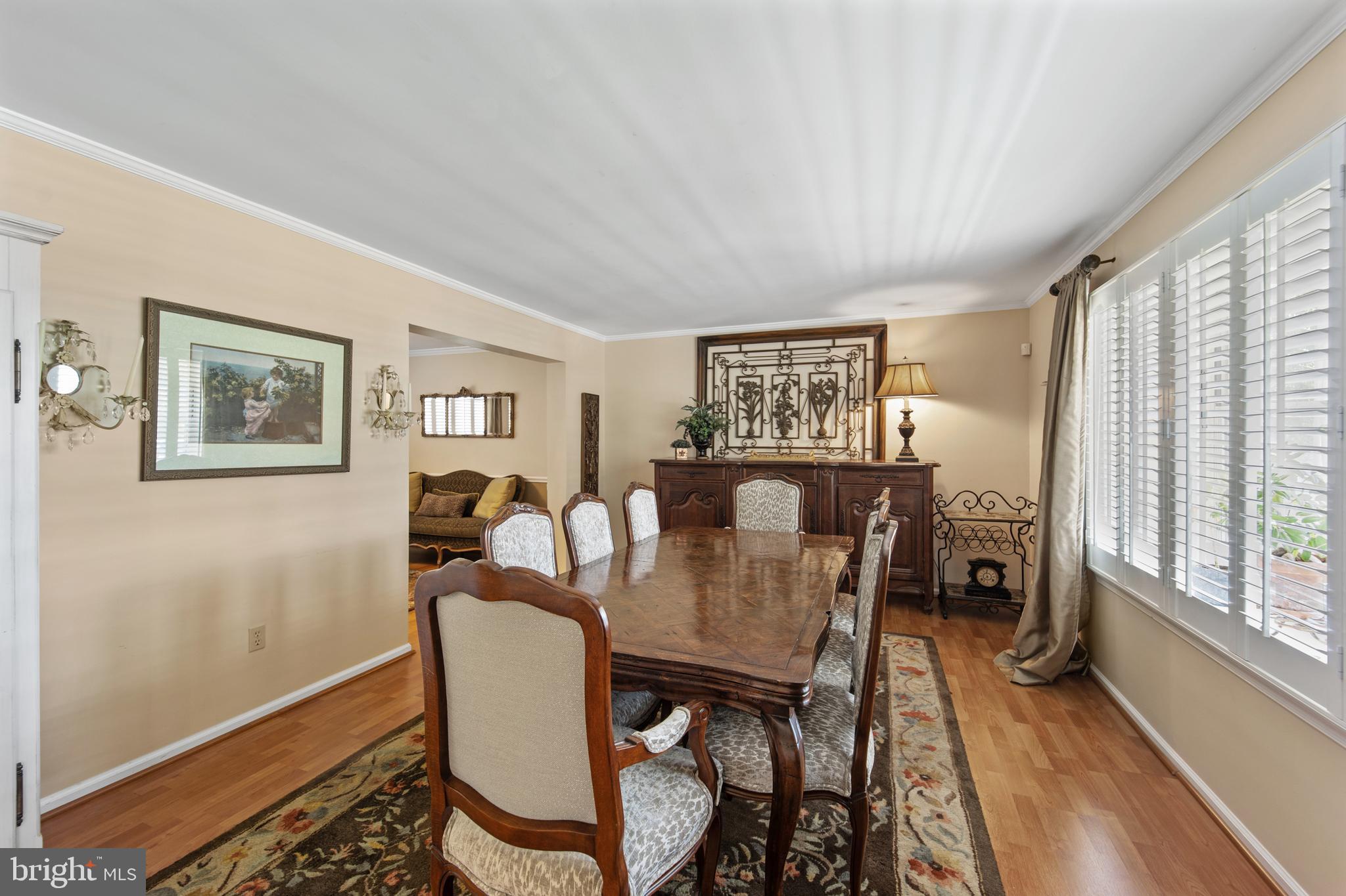 487 CAMBRIDGE LANE