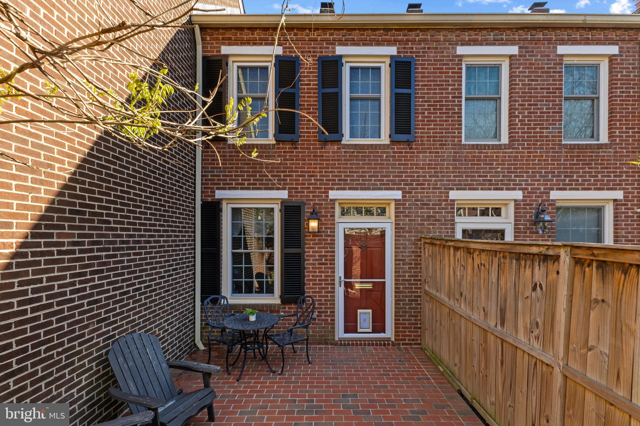 BROCKETTS CROSSING - Residential