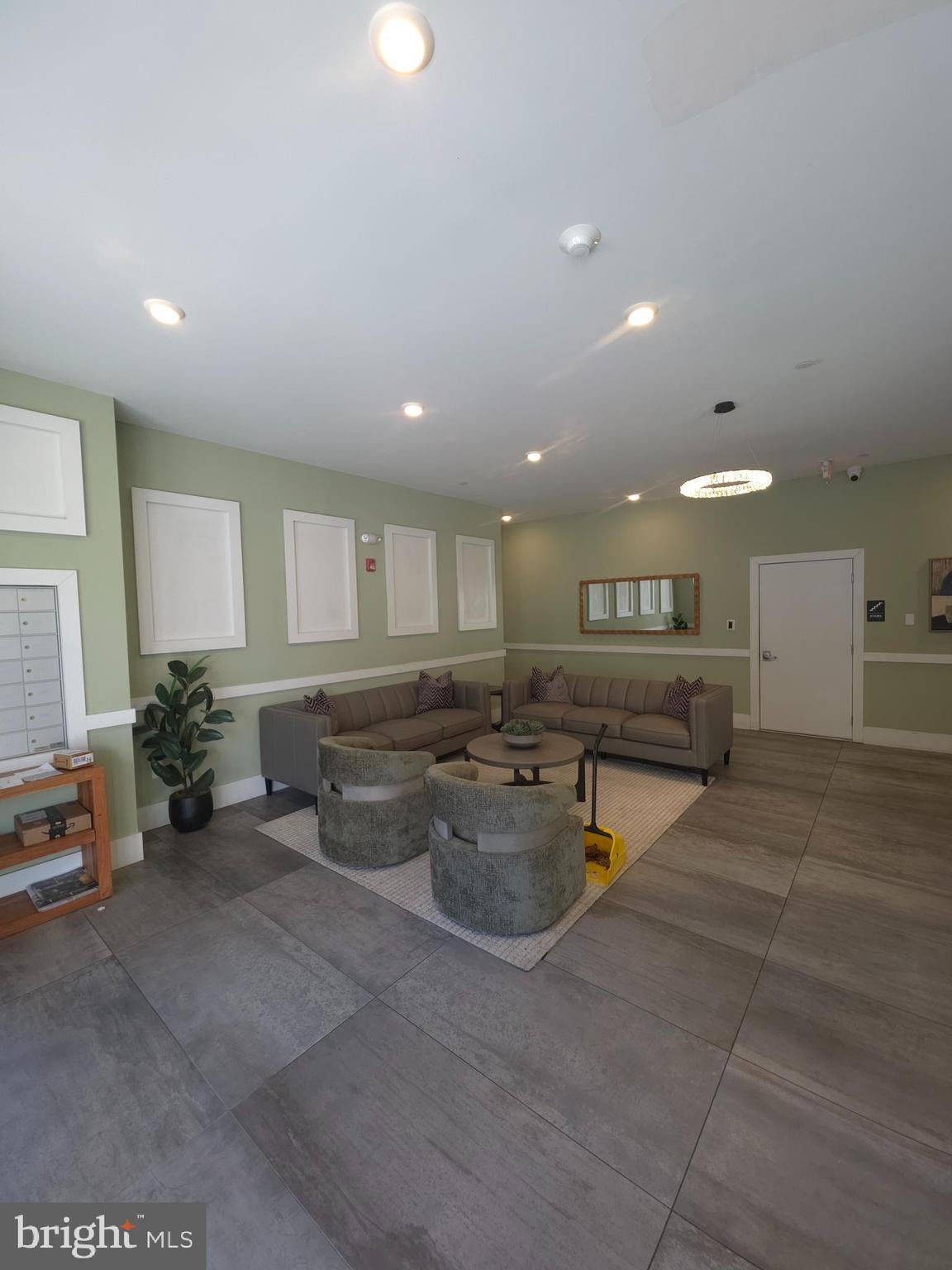 3503 MIDVALE AVENUE 401
