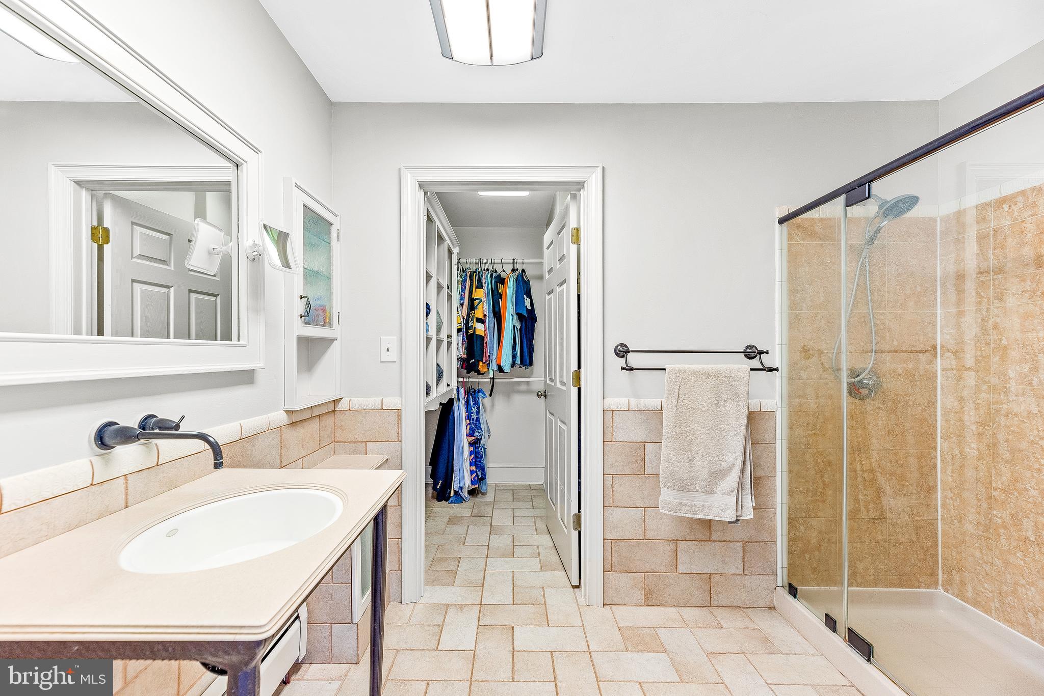 BRETON BAY ESTATES - Residential