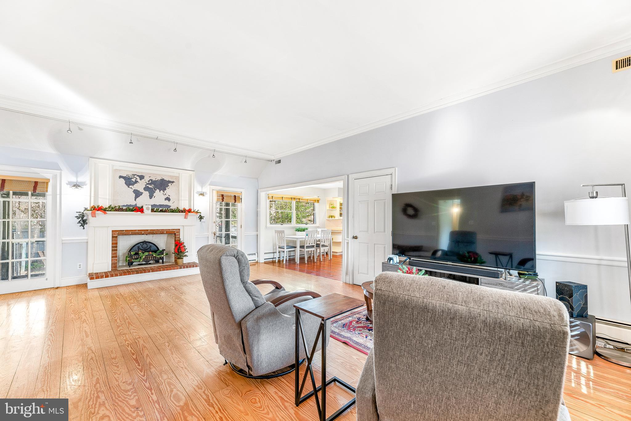 BRETON BAY ESTATES - Residential