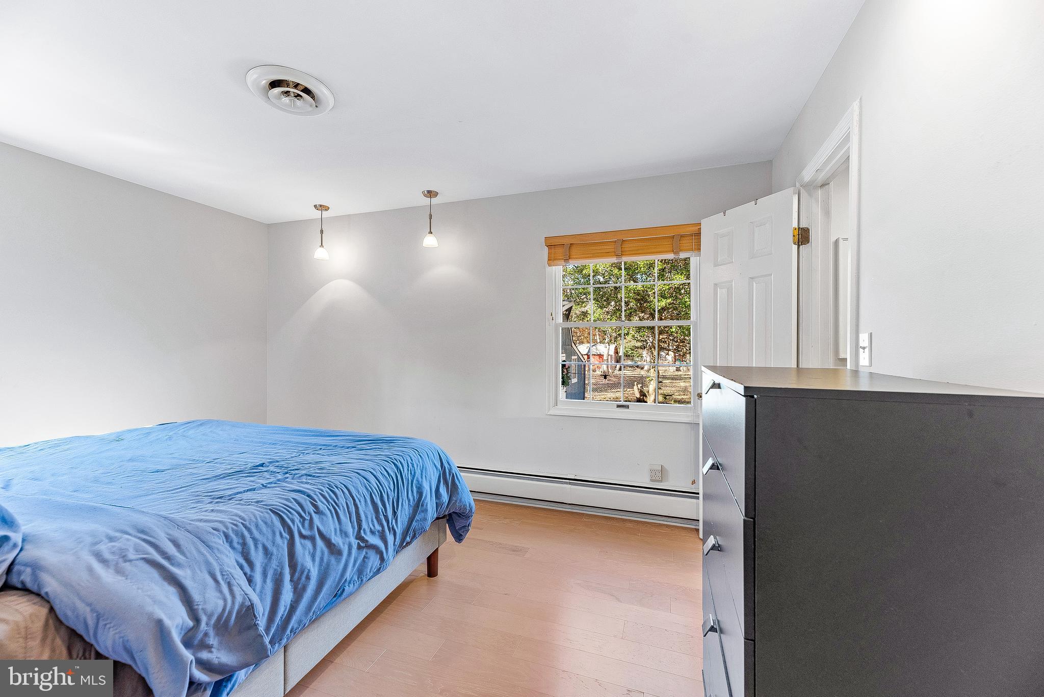 BRETON BAY ESTATES - Residential