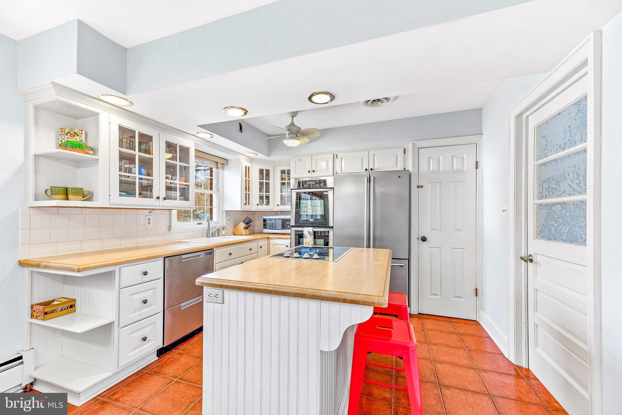 BRETON BAY ESTATES - Residential