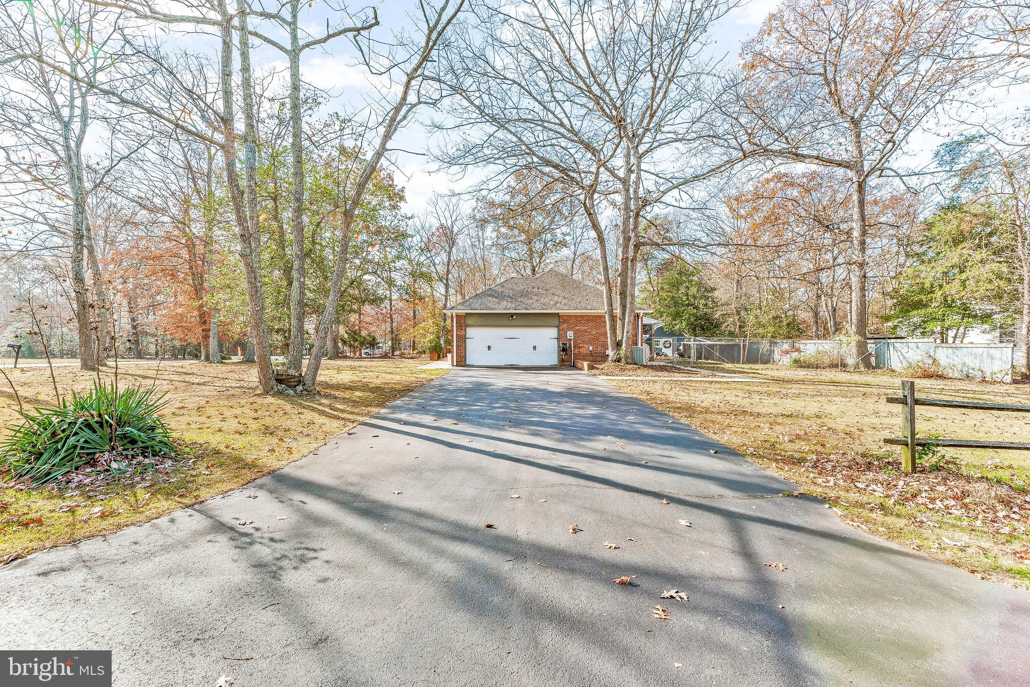 BRETON BAY ESTATES - Residential