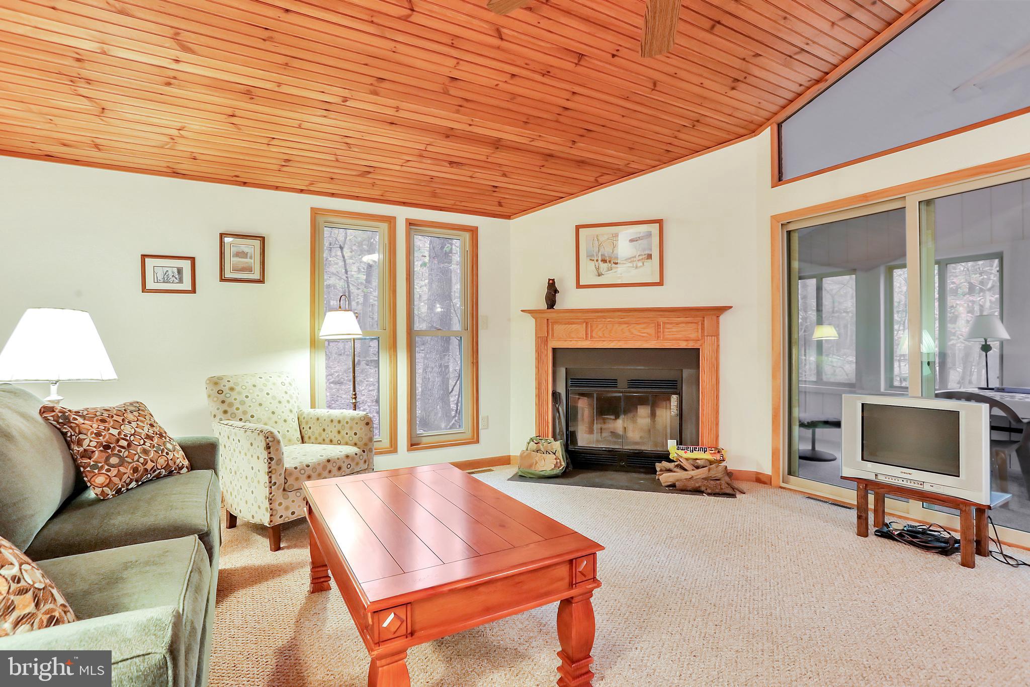 THE WOODS - Residential