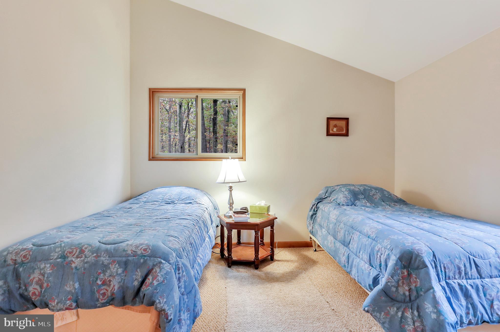 THE WOODS - Residential