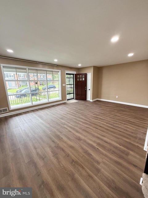 Townhouse For Rent - 6101 Edlynne Road<br/> Baltimore City County, BALTIMORE, MD 21239