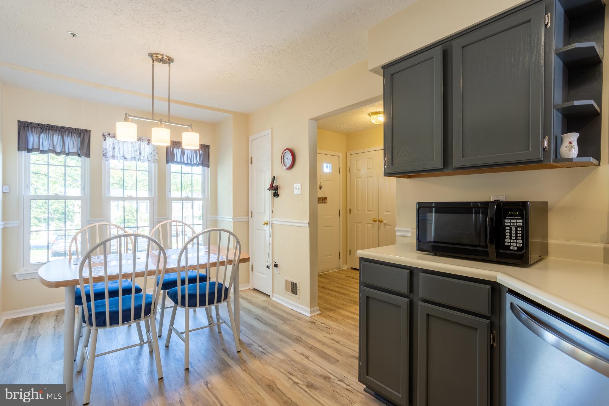 CONSTANT FRIENDSHIP - Residential