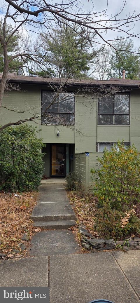 11764 INDIAN RIDGE ROAD RESTON VA 20191