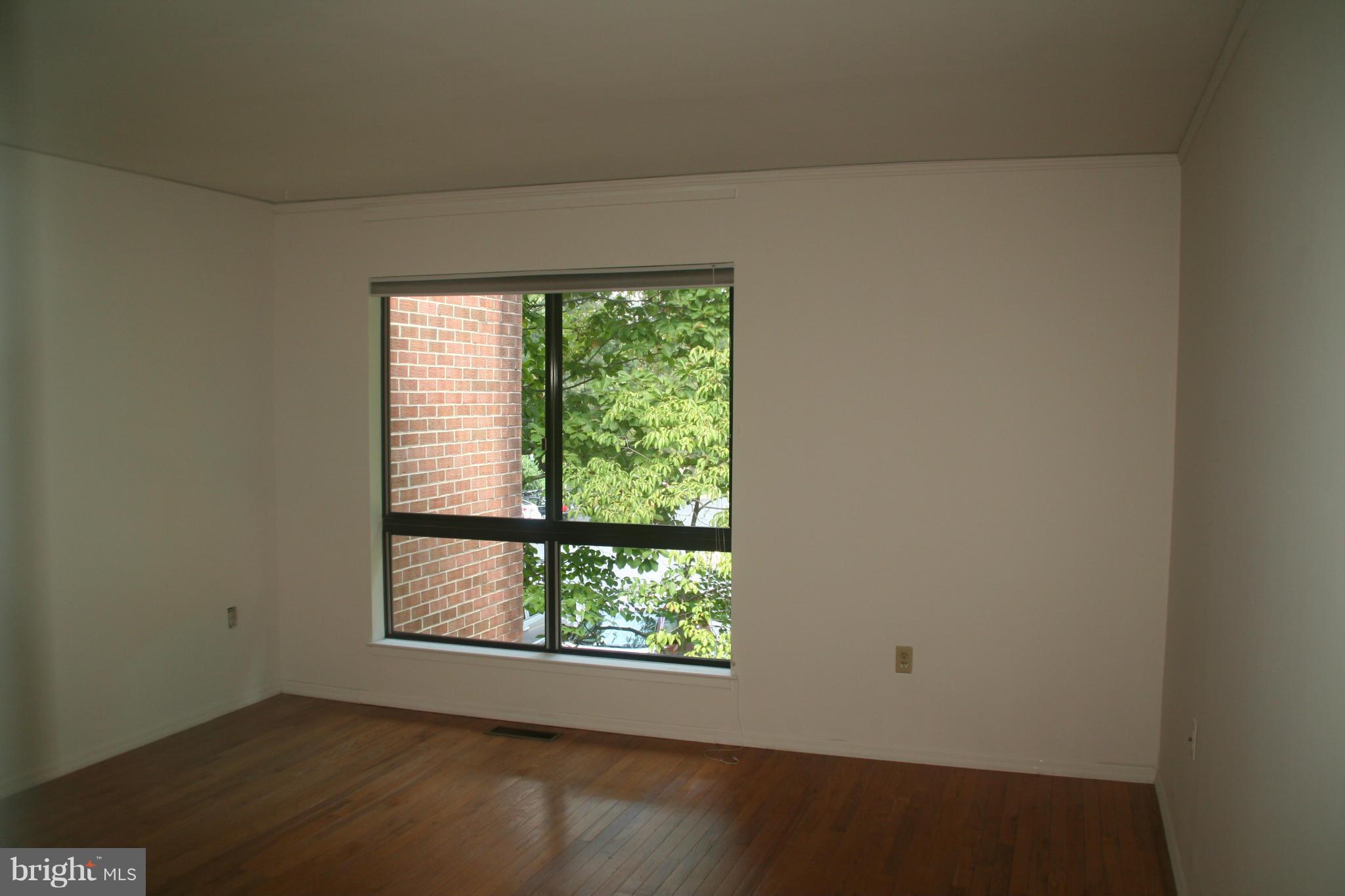 RESTON - Residential Lease