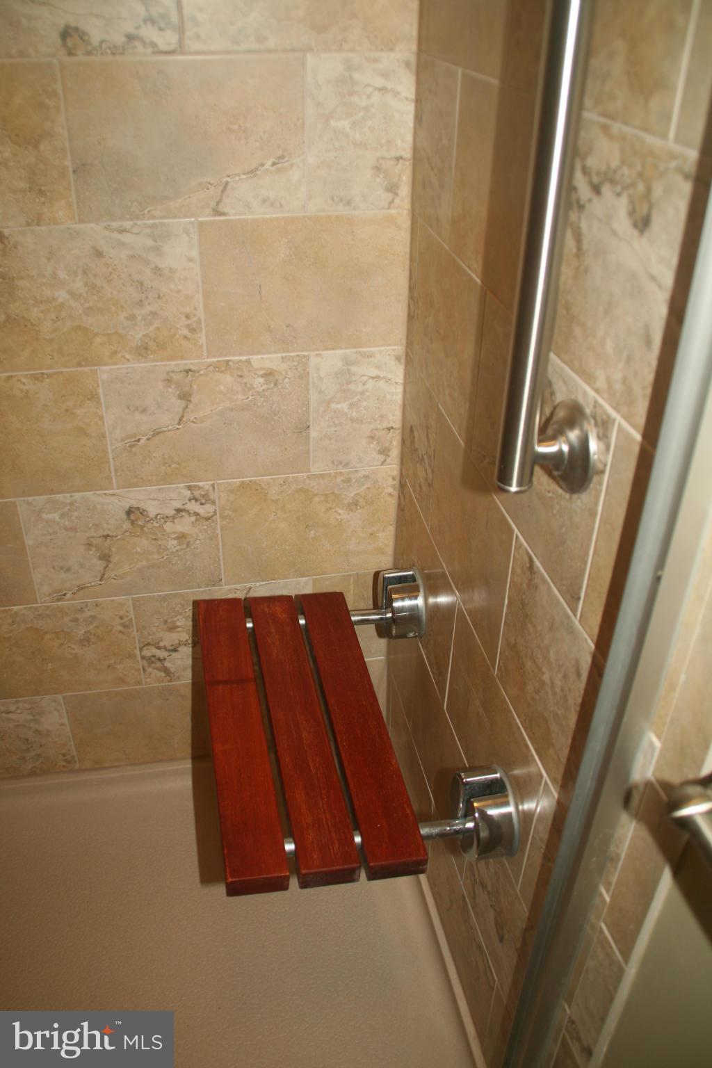 RESTON - Residential Lease