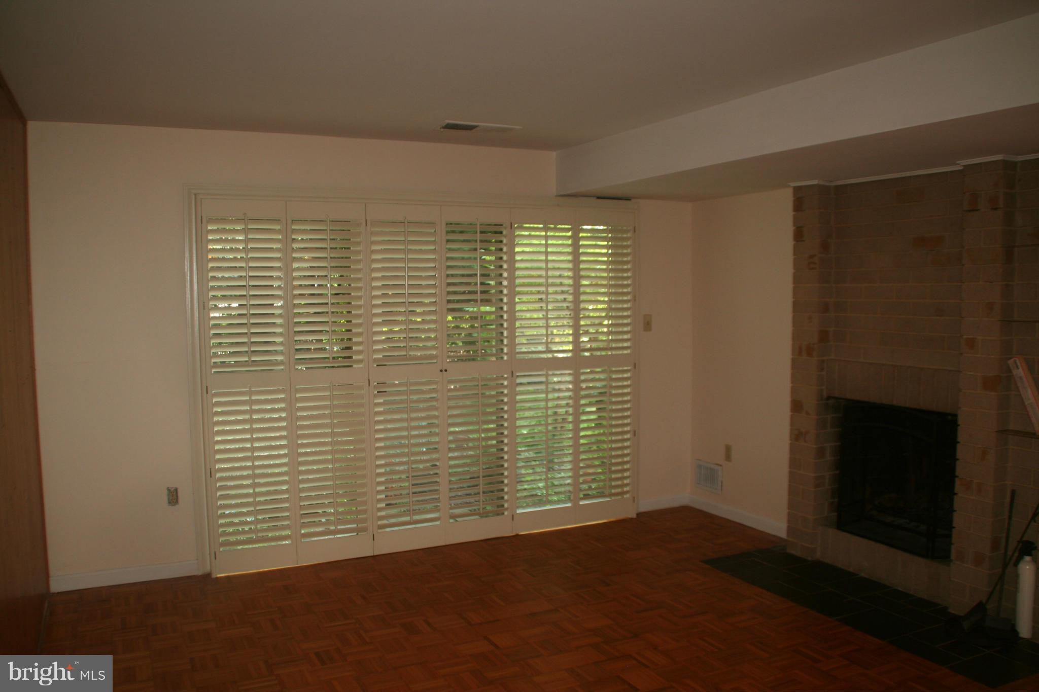 RESTON - Residential Lease