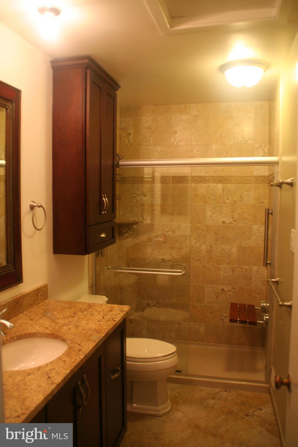 RESTON - Residential Lease