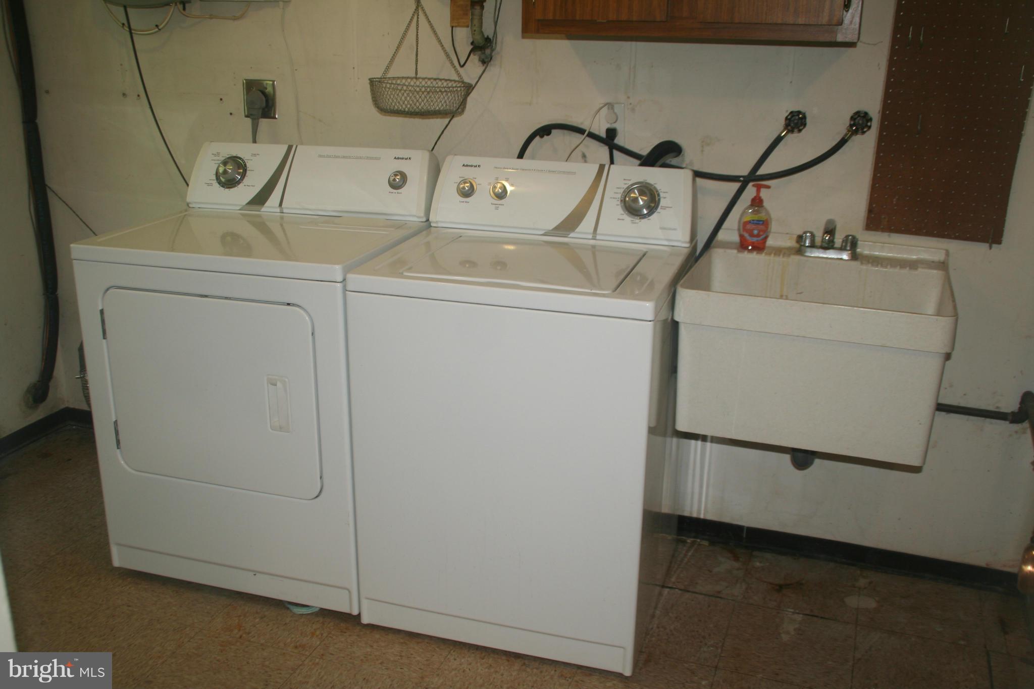 RESTON - Residential Lease