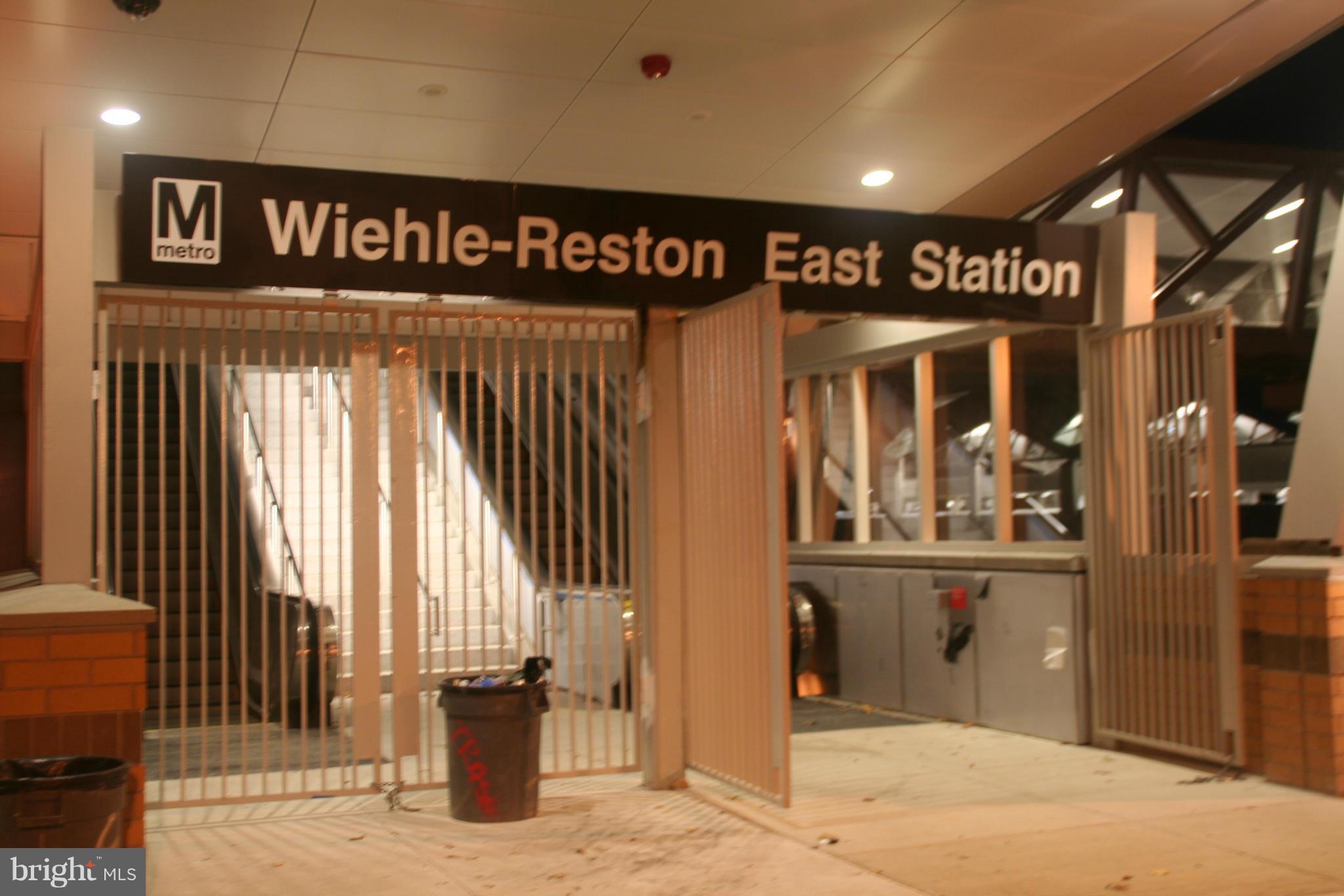 RESTON - Residential Lease