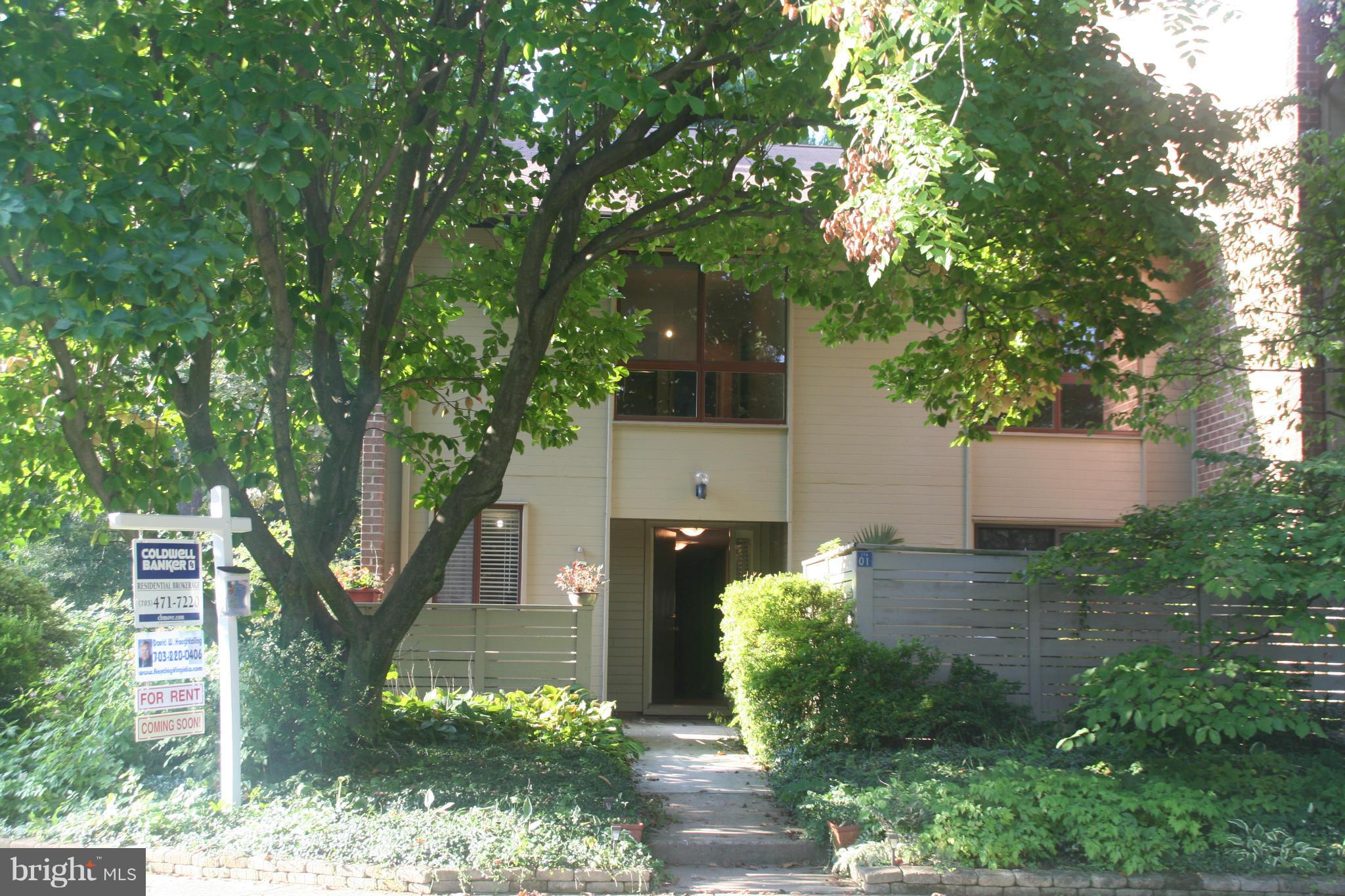 RESTON - Residential Lease