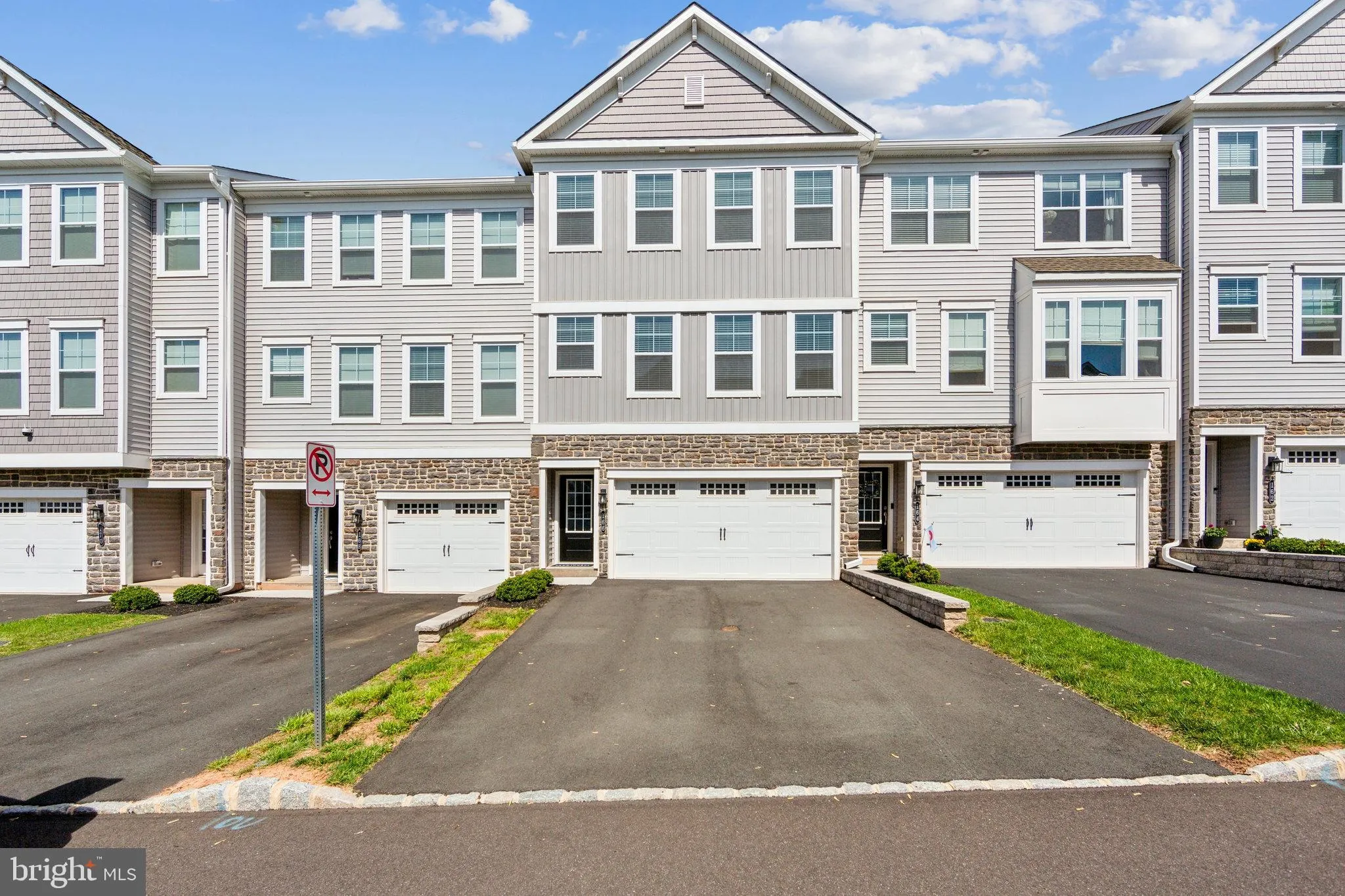 166 Everleigh Drive, Royersford, PA 19468