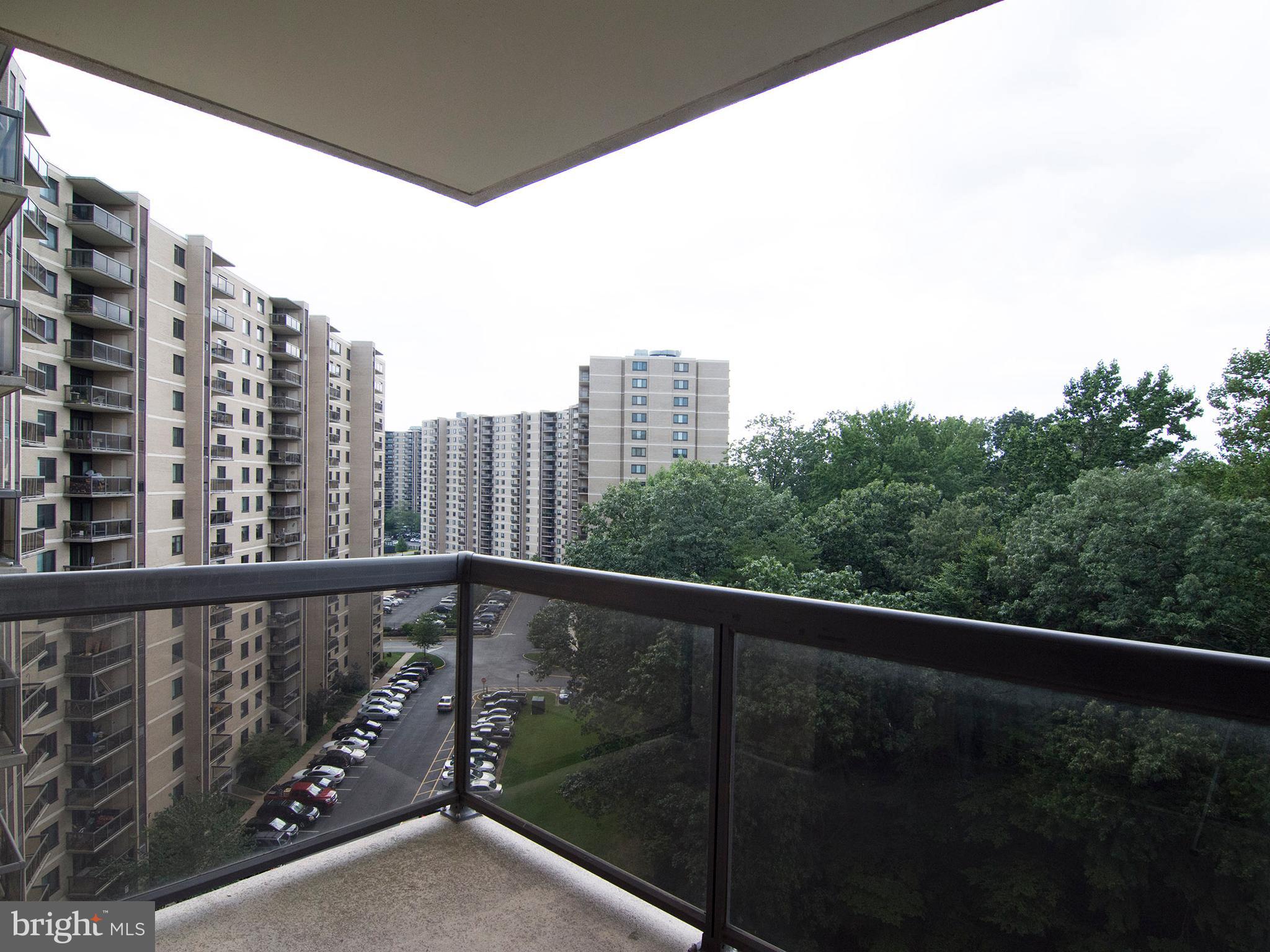 WATERGATE AT LANDMARK - Residential