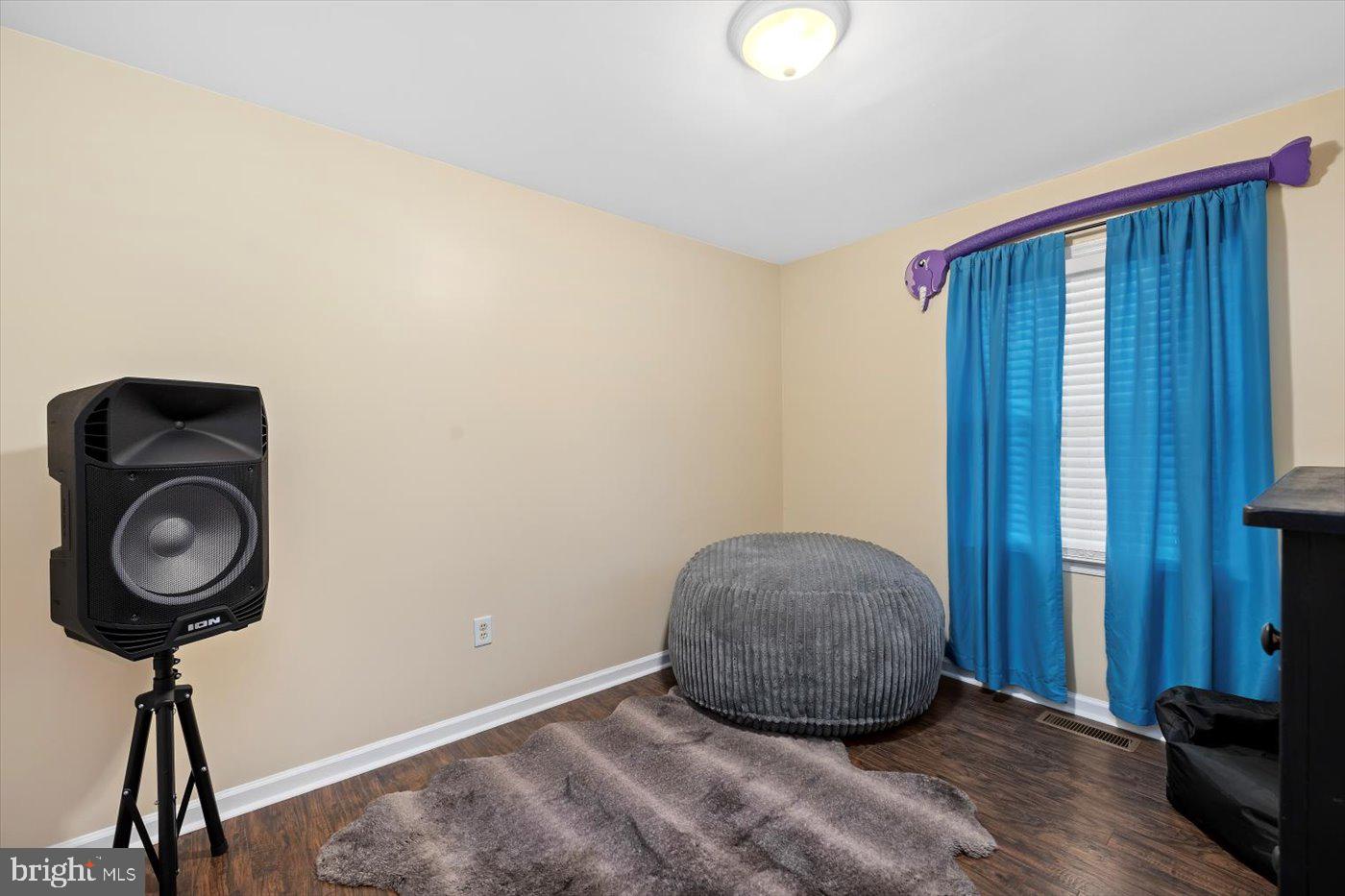 MILL GARDEN SOUTH - Residential