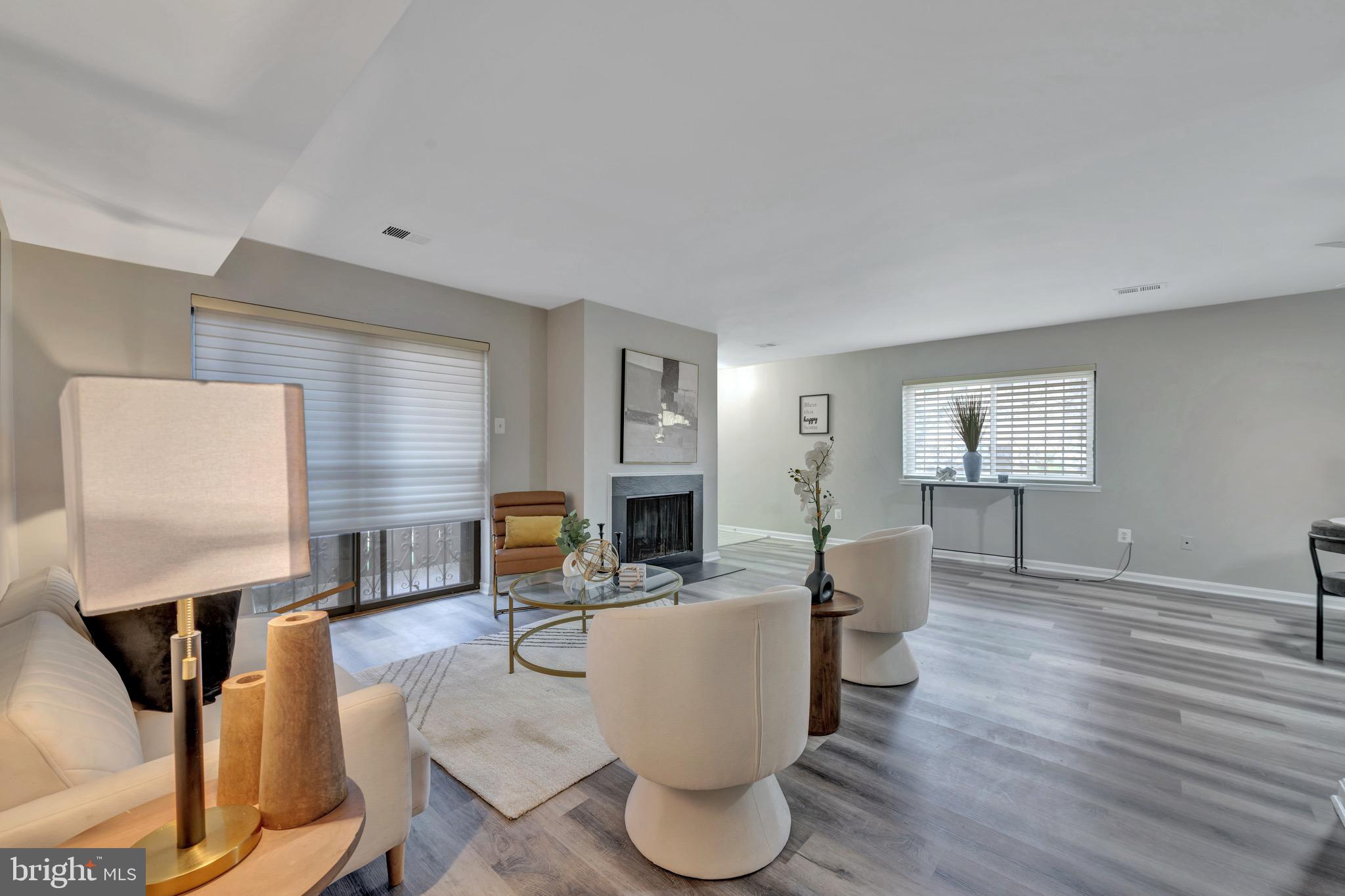 3436 SUMMIT COURT NE 3436