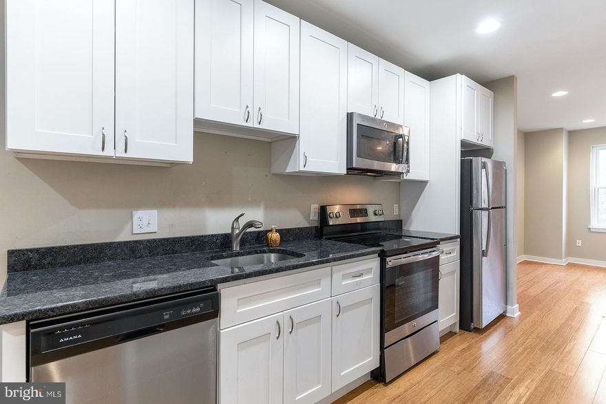 Newly renovated one bedroom apartment in Desirable Queen Village! Don’t miss this gorgeous 1-bedroom apartment located in the heart of Queen Village! Enjoy a modern kitchen with stainless steel appliances, granite countertops, and white shaker cabinets—perfect for cooking and entertaining. Additional features include: In-unit laundry, Central HVAC, Ample storage Live just minutes from local favorites like Famous 4th Street Deli, Jim’s Steaks, ACME Market  and cozy coffee shops! Don’t miss out on this fantastic rental—schedule your tour today!