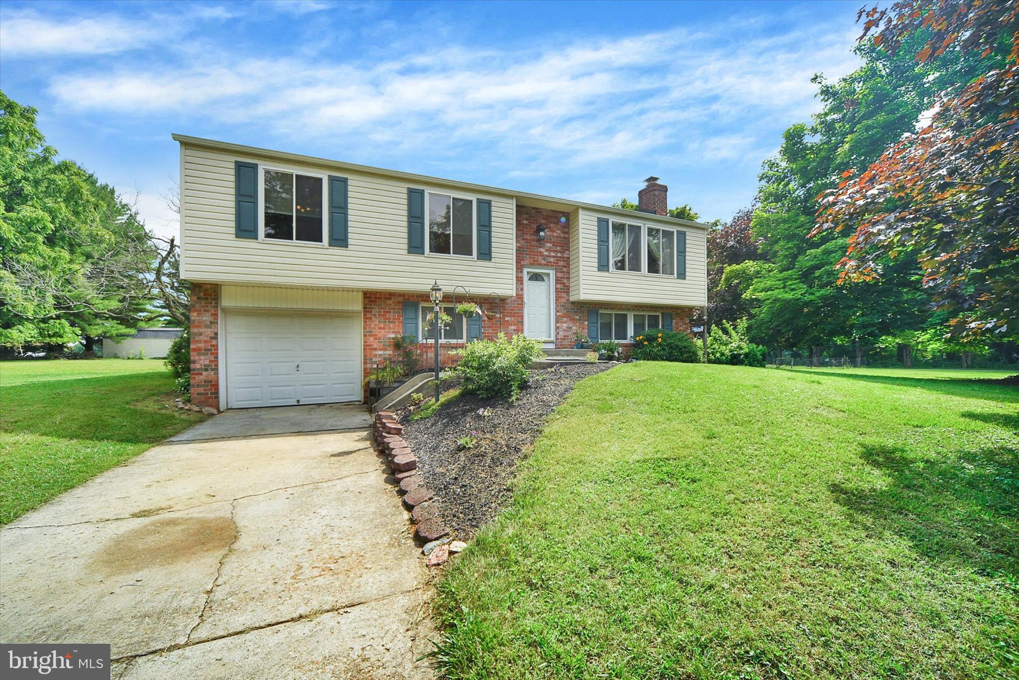 MIDDLETOWN FARMS - Residential