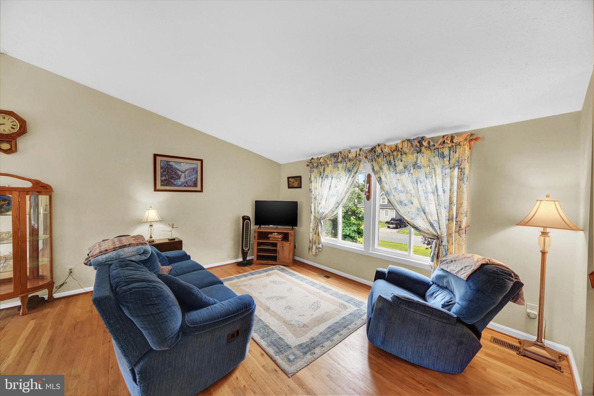 MIDDLETOWN FARMS - Residential