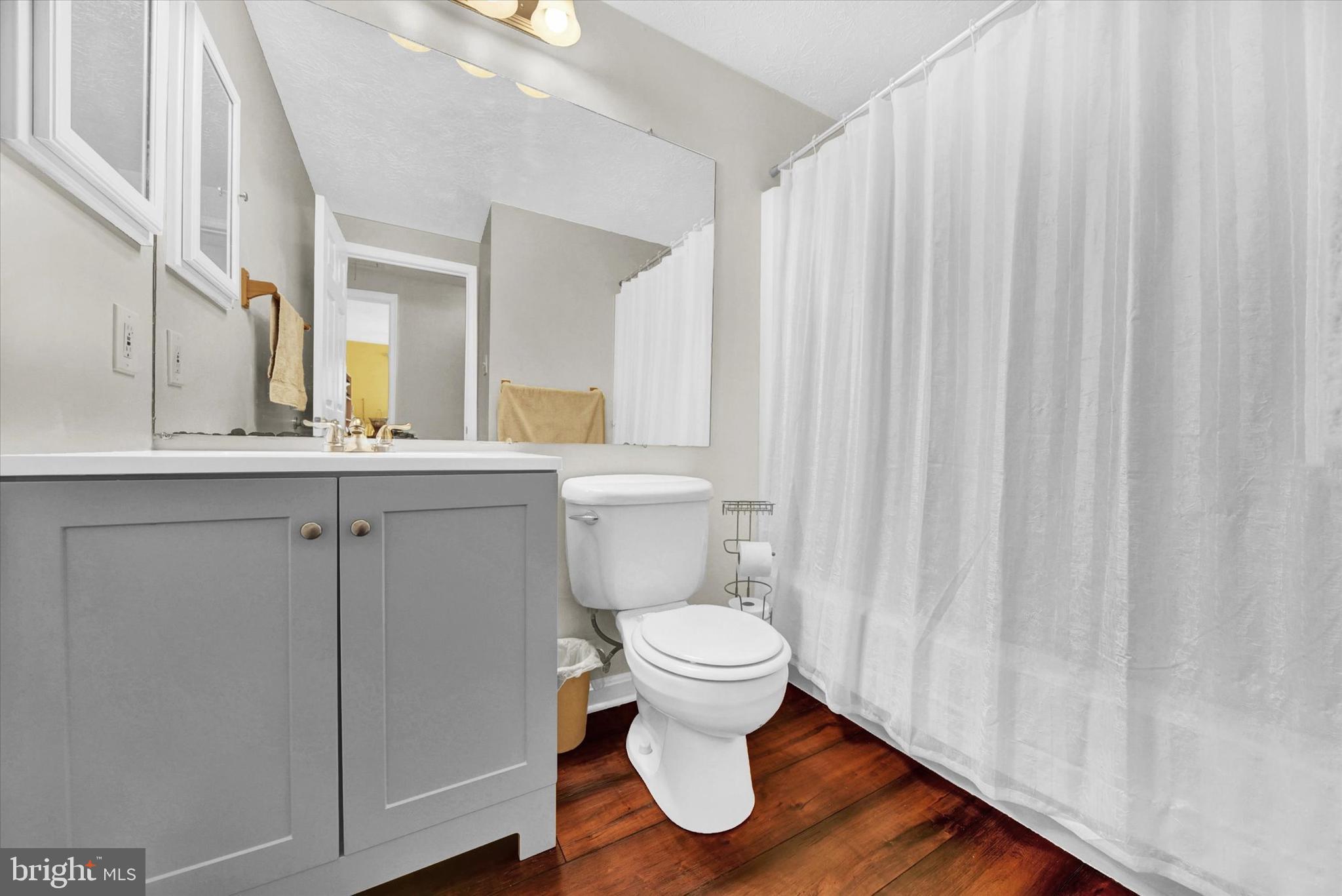 MIDDLETOWN FARMS - Residential