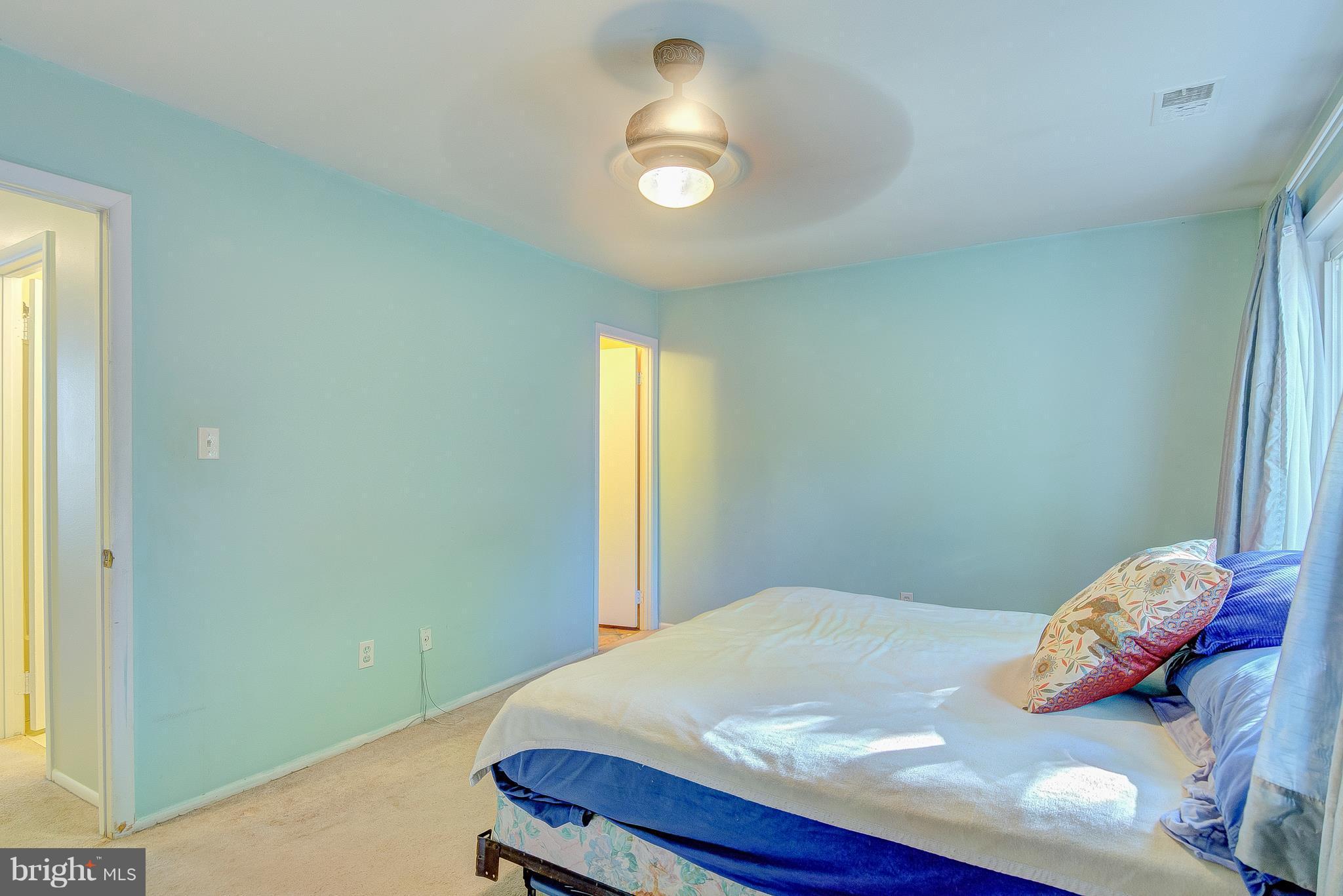 CROFTON MEADOWS - Residential