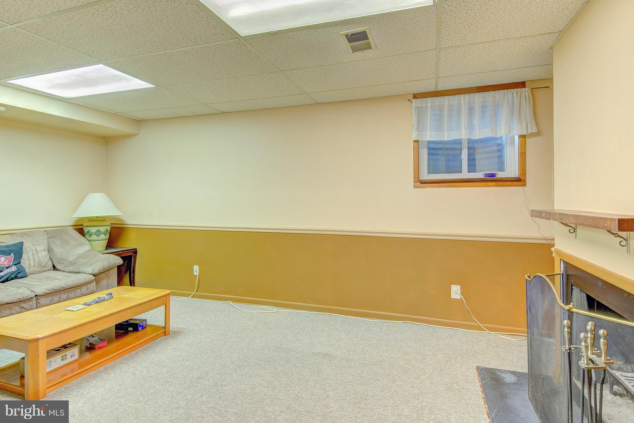 CROFTON MEADOWS - Residential