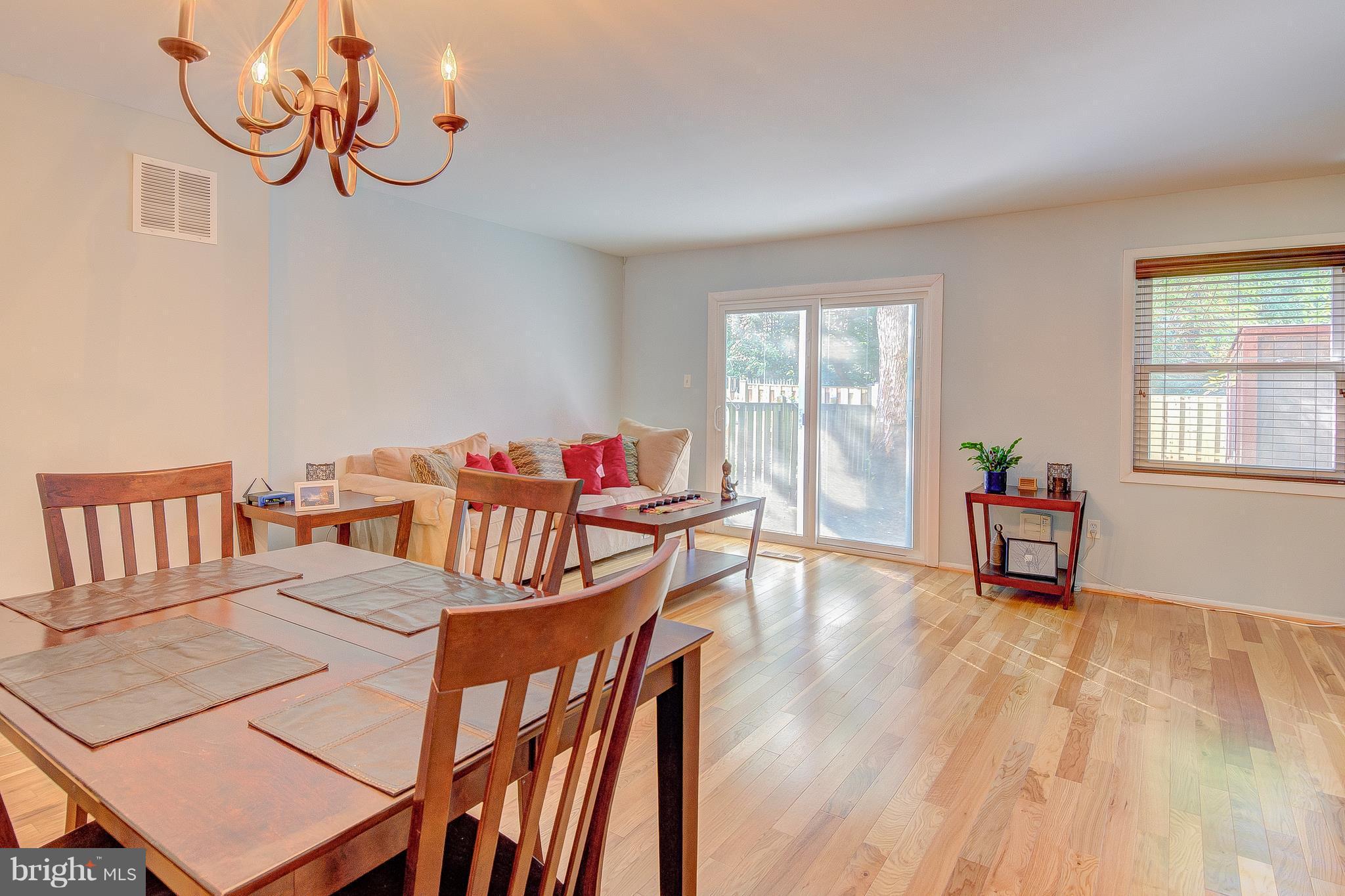 CROFTON MEADOWS - Residential