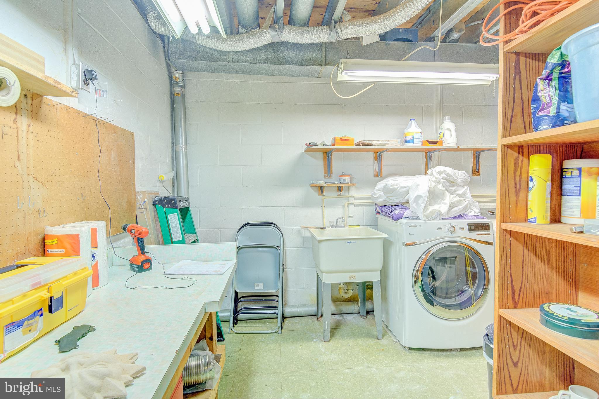 CROFTON MEADOWS - Residential