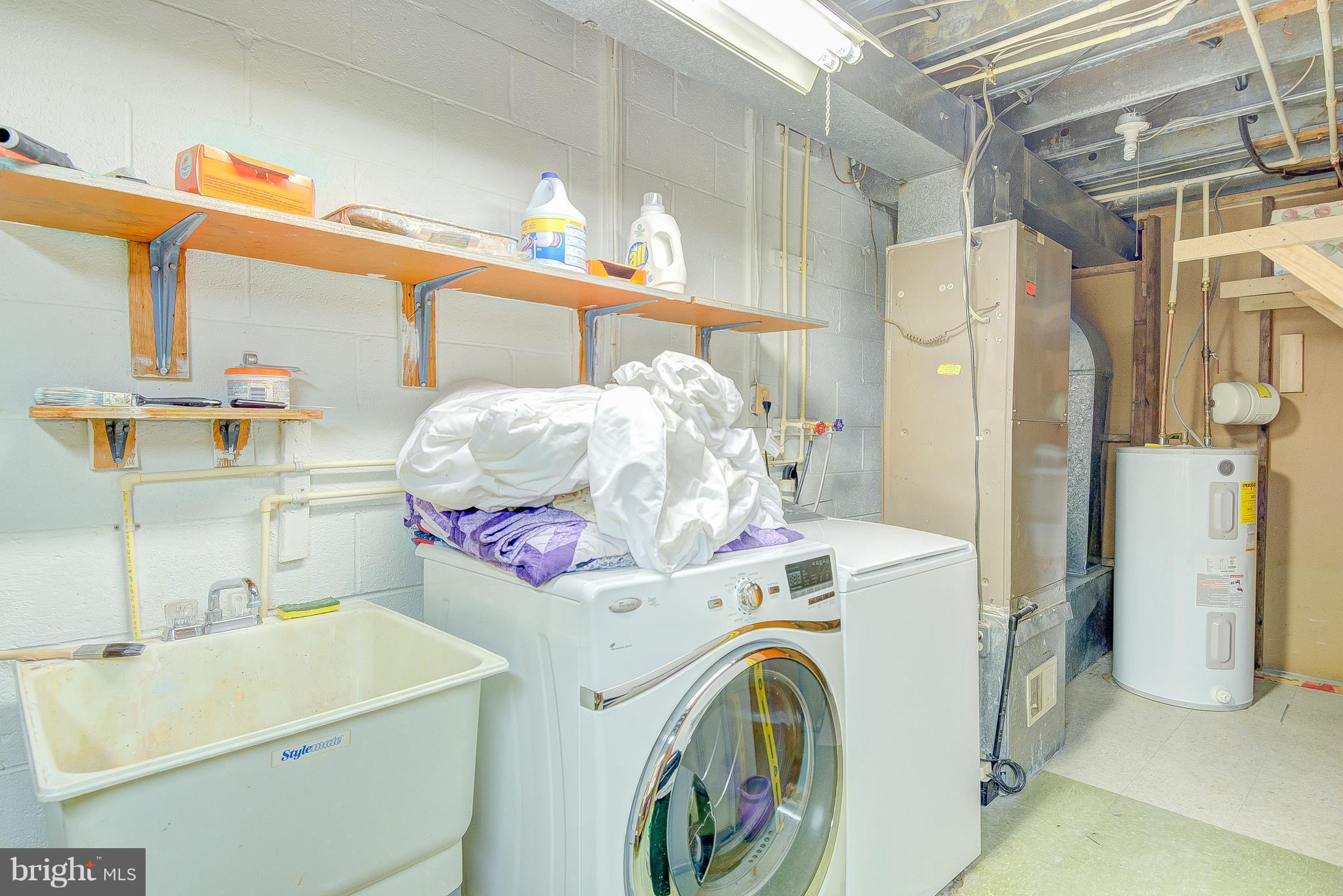 CROFTON MEADOWS - Residential