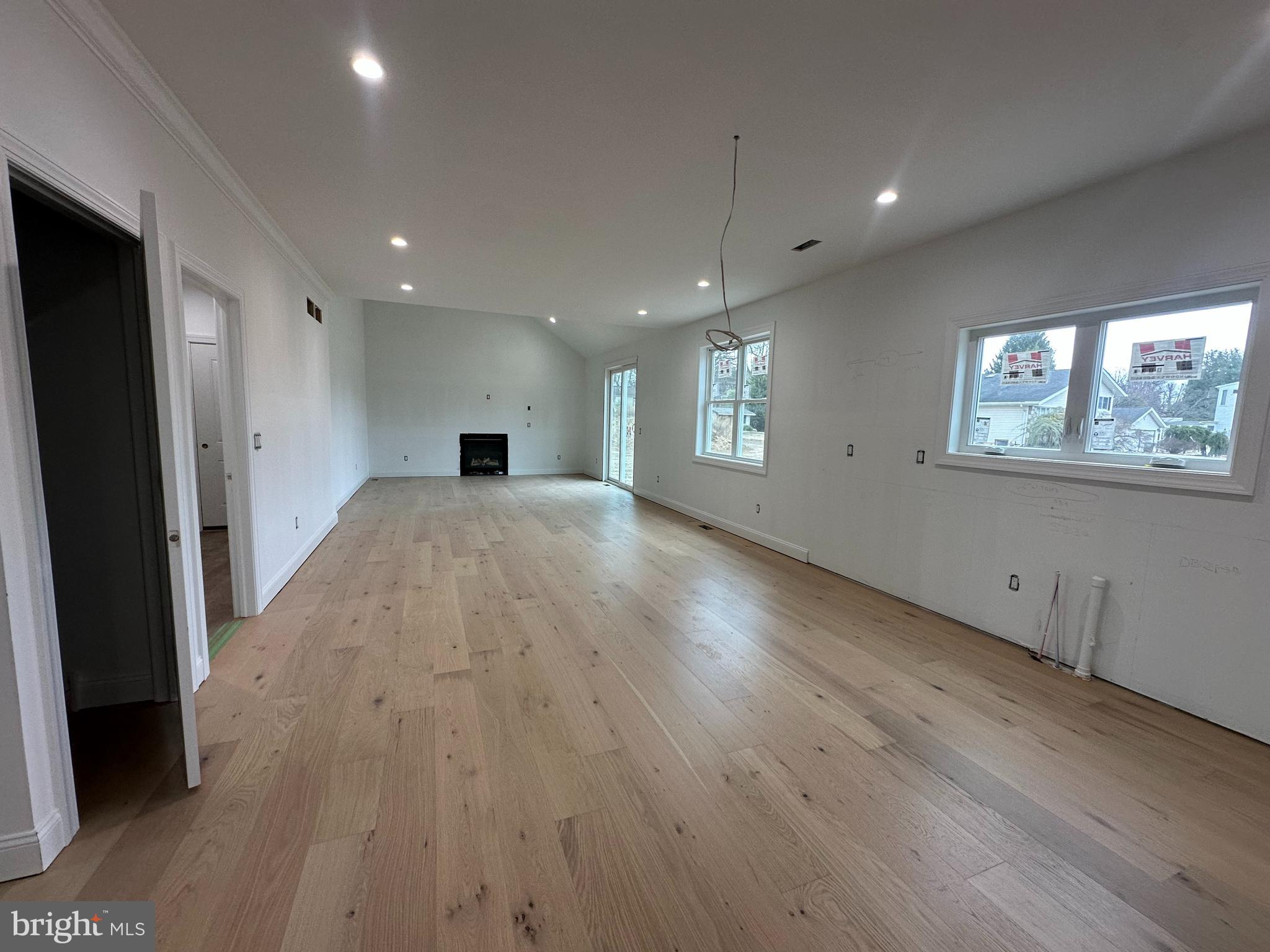 UPPER SOUTHAMPTON - Residential