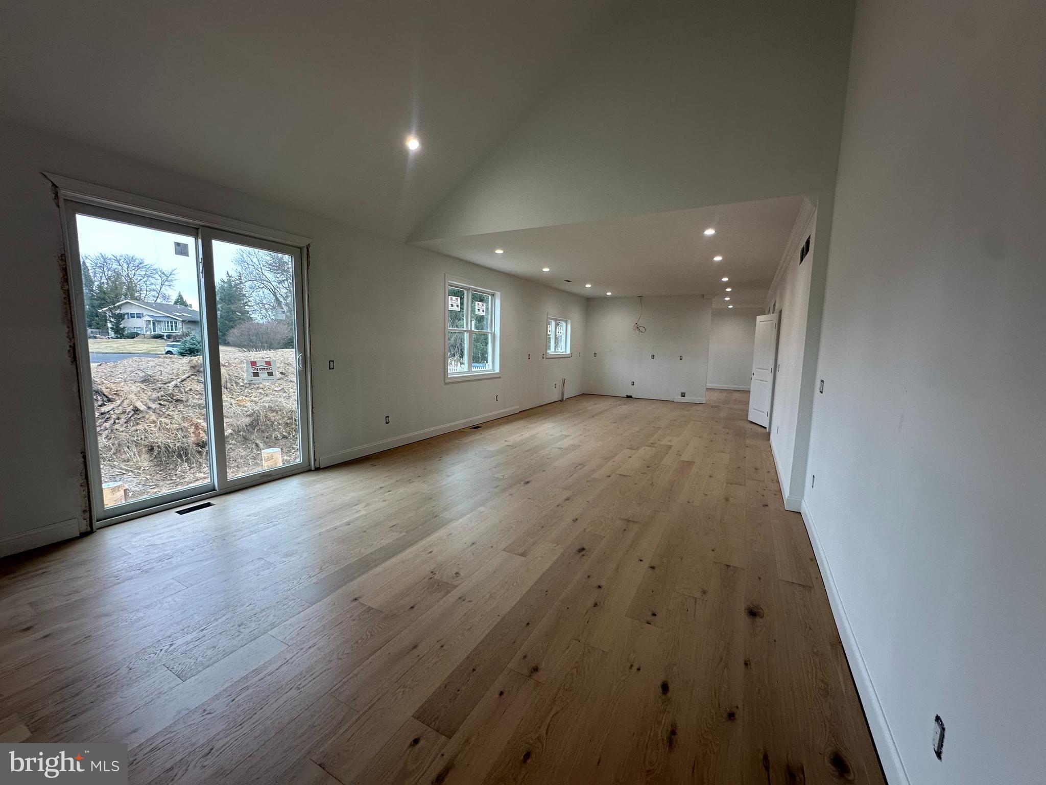 UPPER SOUTHAMPTON - Residential