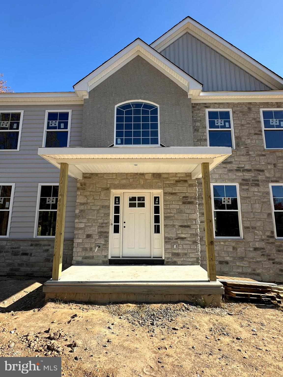 UPPER SOUTHAMPTON - Residential