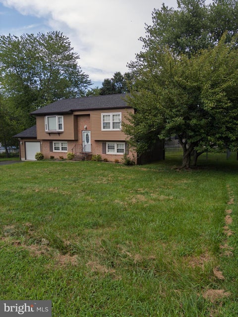 Photo of 1411 Milestone Drive, FREDERICKSBURG, VA 22407 (MLS # VASP2045342)