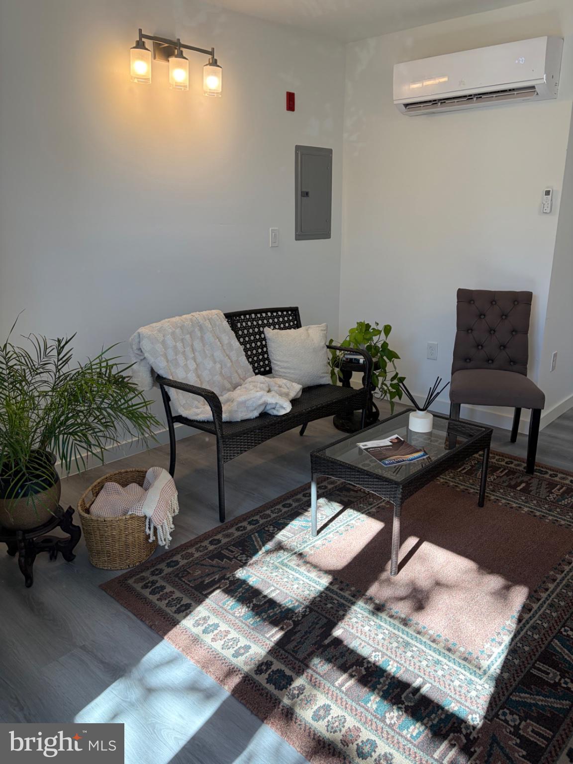 541 WASHINGTON AVENUE 2 FLOOR