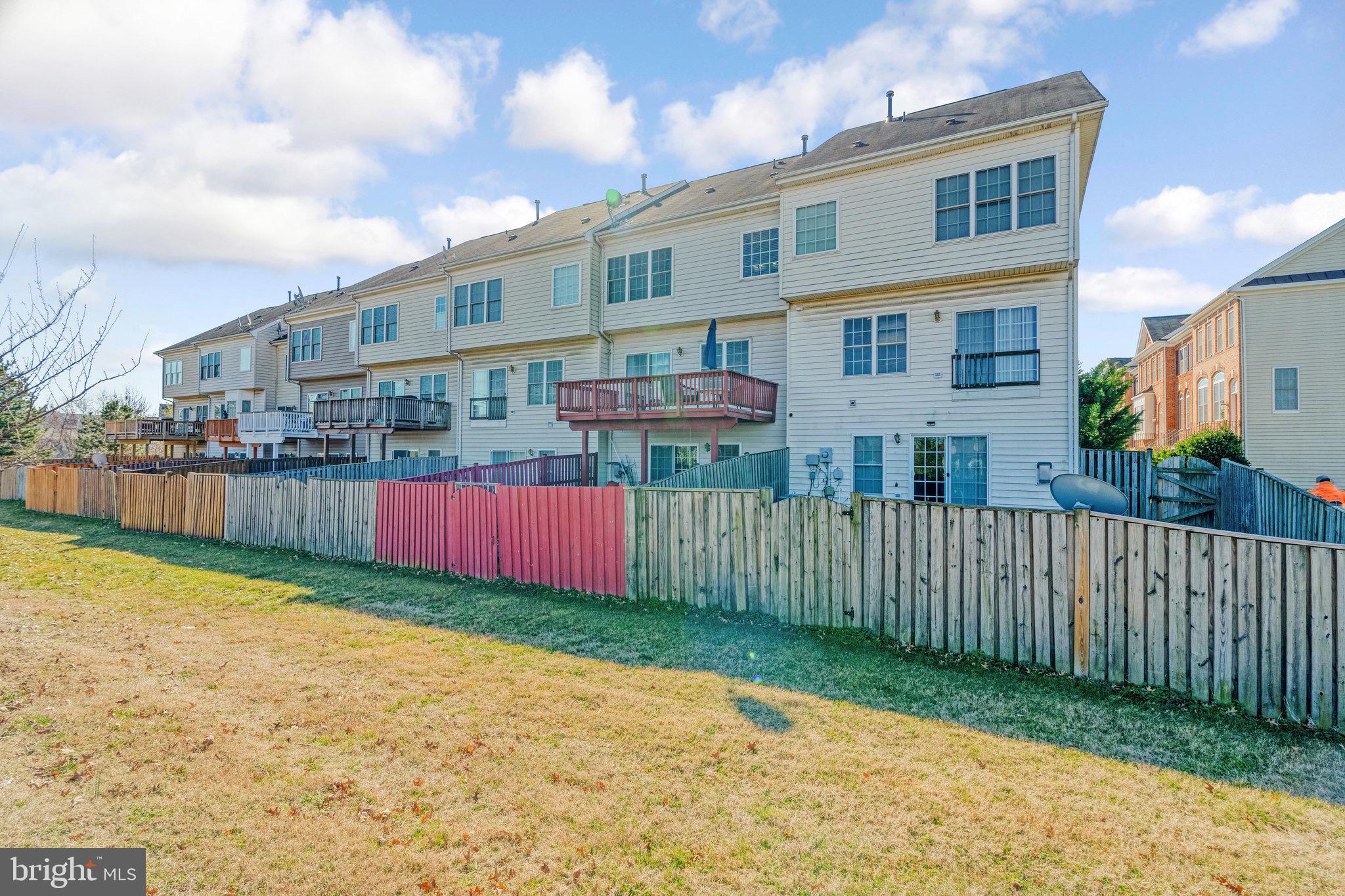 FAULKNER'S LANDING - Residential