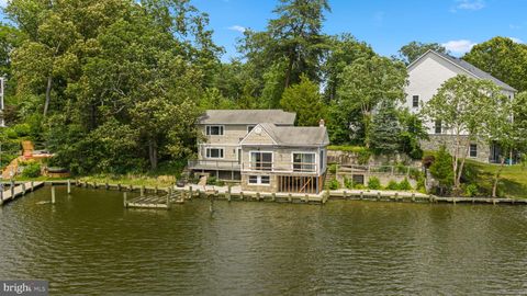 Photo of 353 South Drive, SEVERNA PARK, MD 21146 (MLS # MDAA2144010)