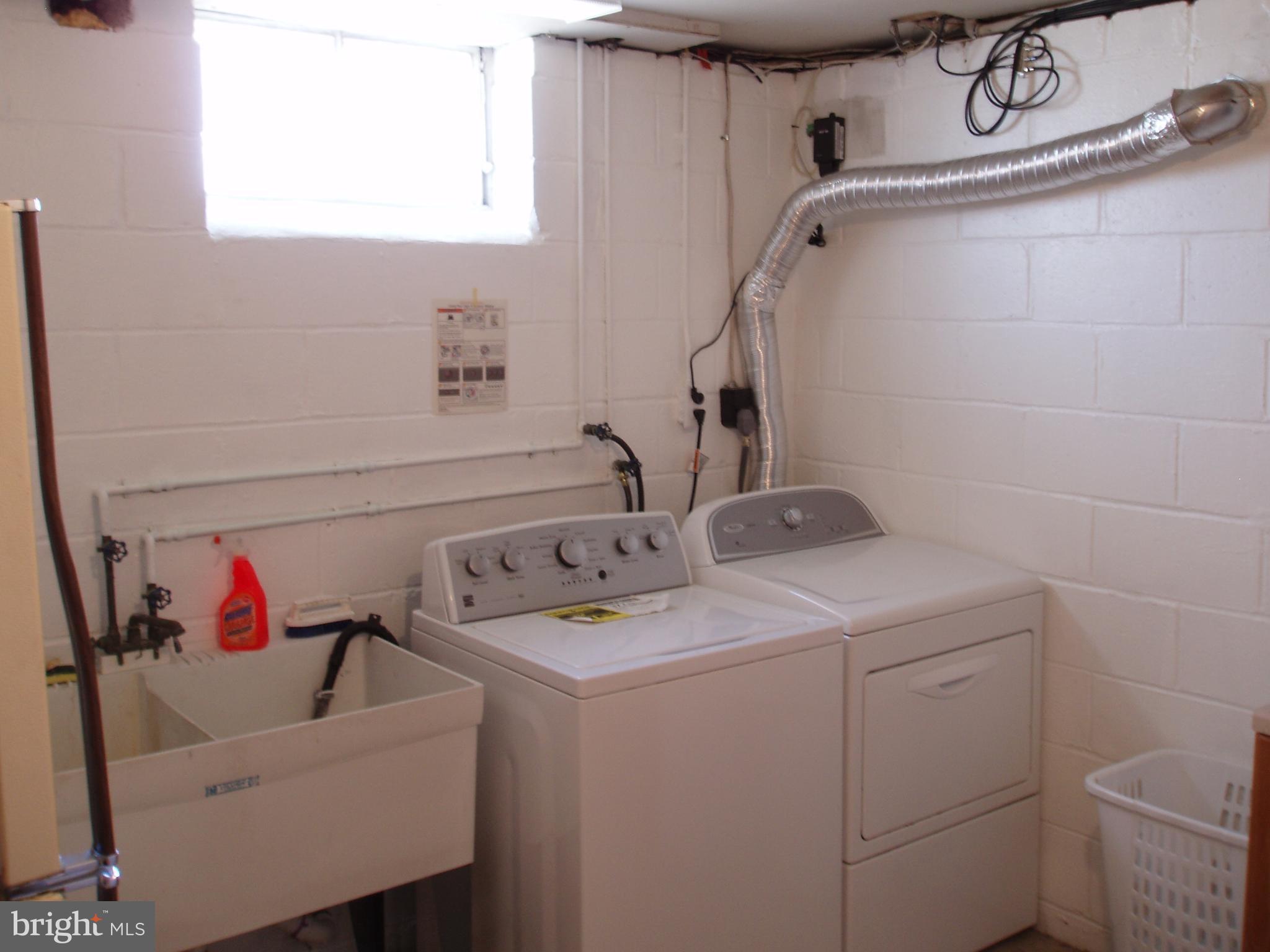 PINE GROVE HOMES - Residential