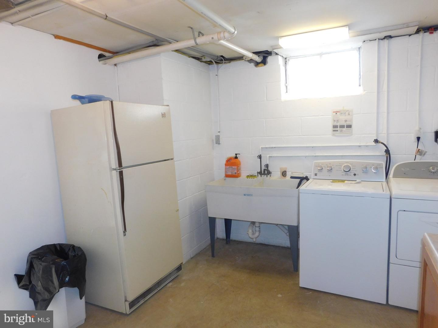 PINE GROVE HOMES - Residential