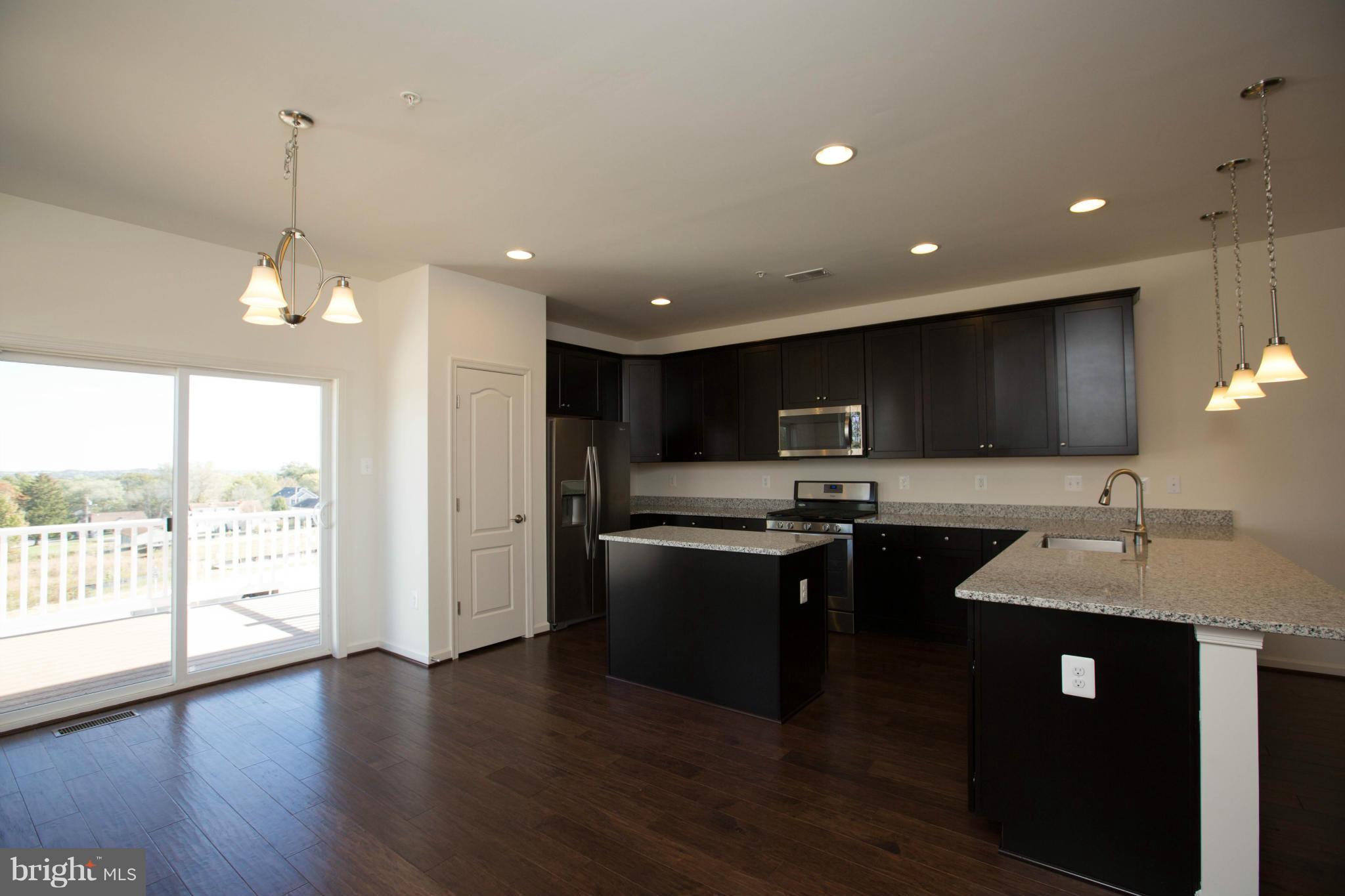 HIGH RIDGE - Residential