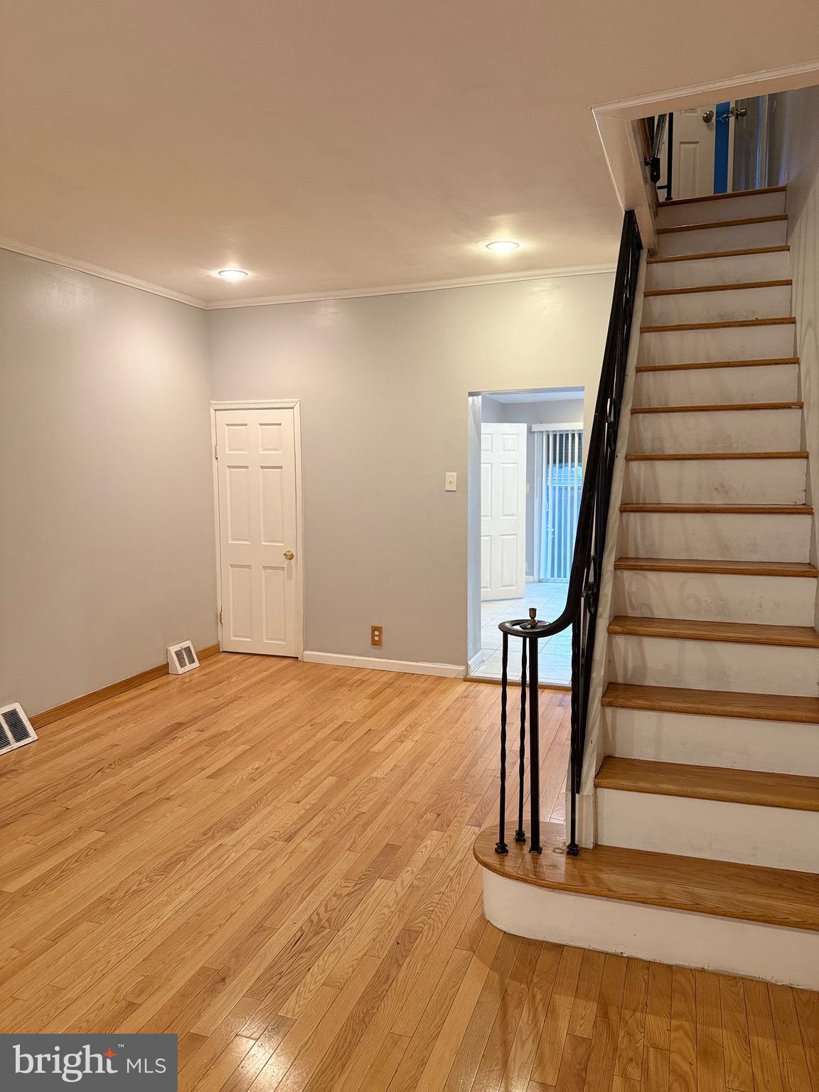 LOWER MOYAMENSING - Residential