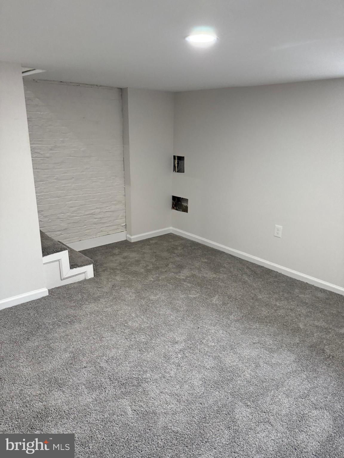 BIDDLE STREET - Residential Lease