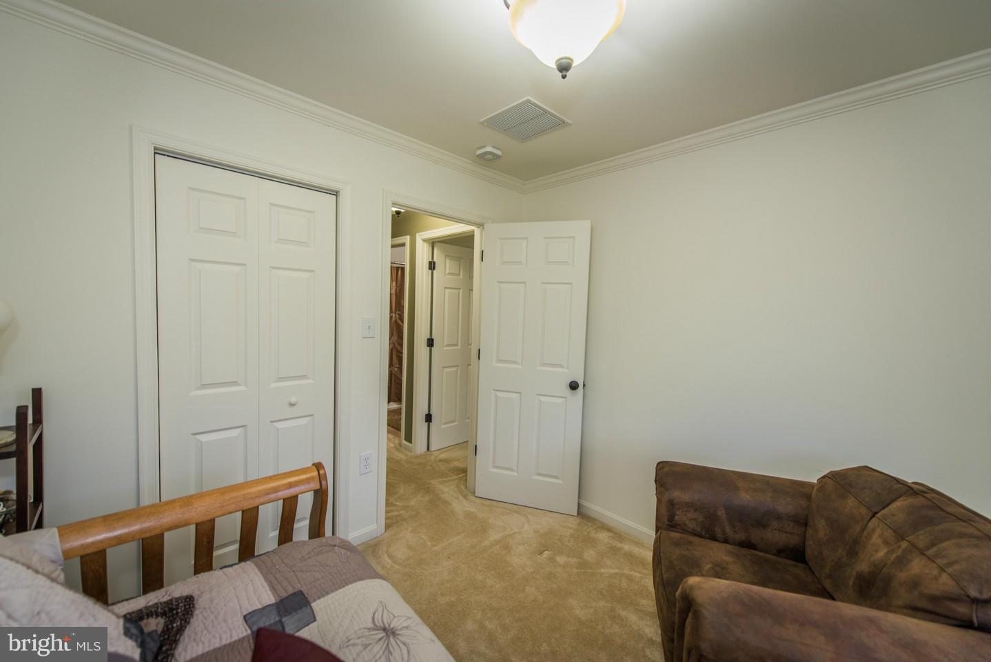 HAMMONDS MILL - Residential