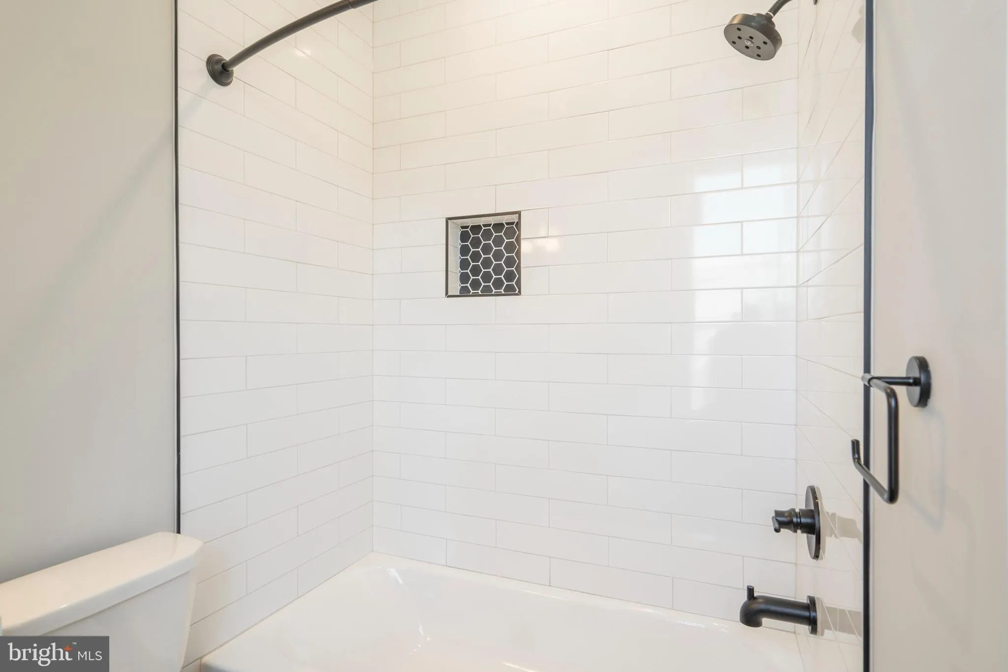 Philadelphia, Pennsylvania 19104, United States, 3 Bedrooms Bedrooms, ,3 BathroomsBathrooms,Residential,Active,10740